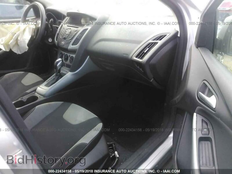 2012 Ford FOCUS (VIN 1FAHP3F26CL289595) — photo 5 of 10