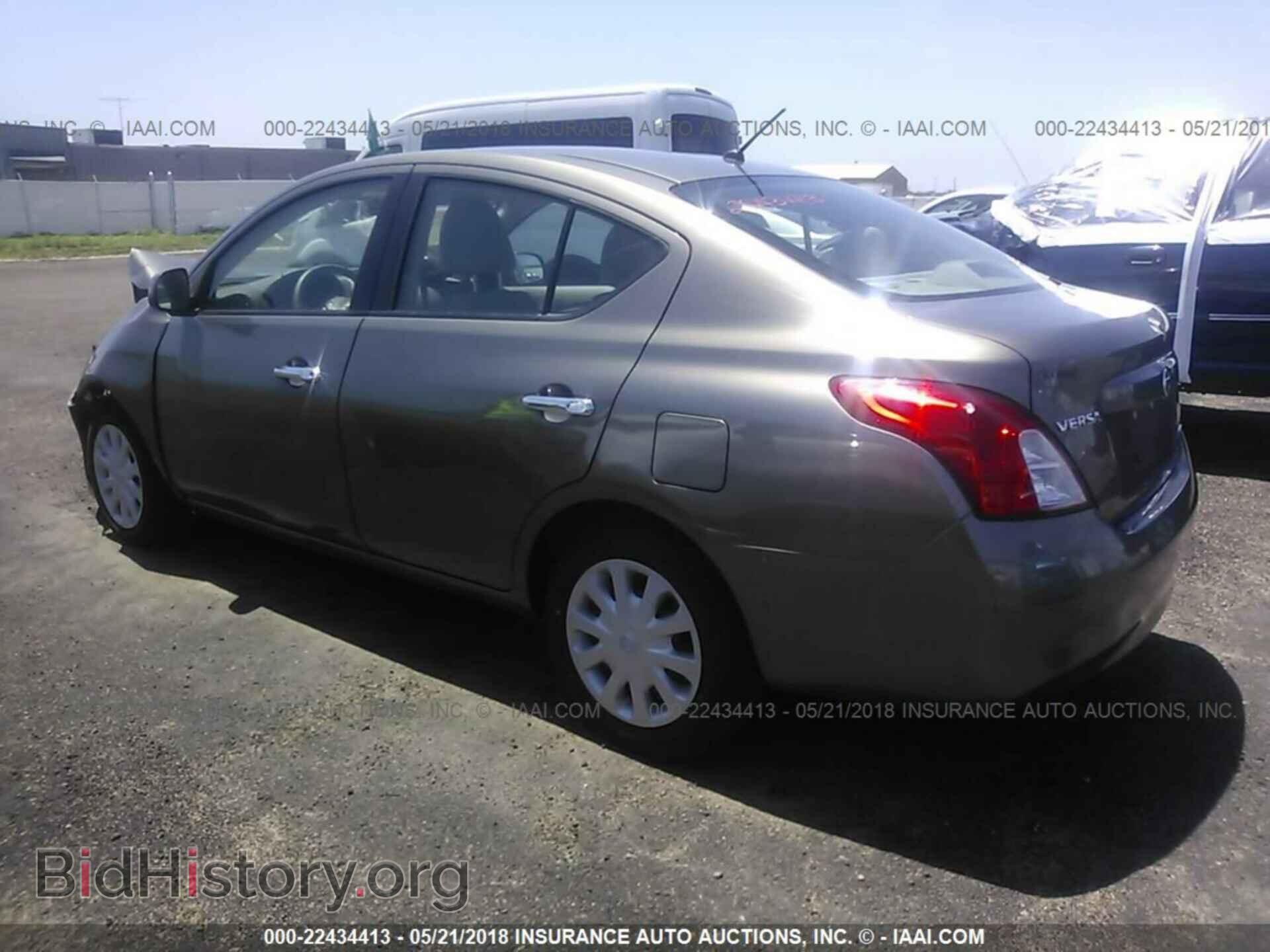 2012 Nissan Versa - VIN: 3N1CN7AP1CL889548 - Фото 3