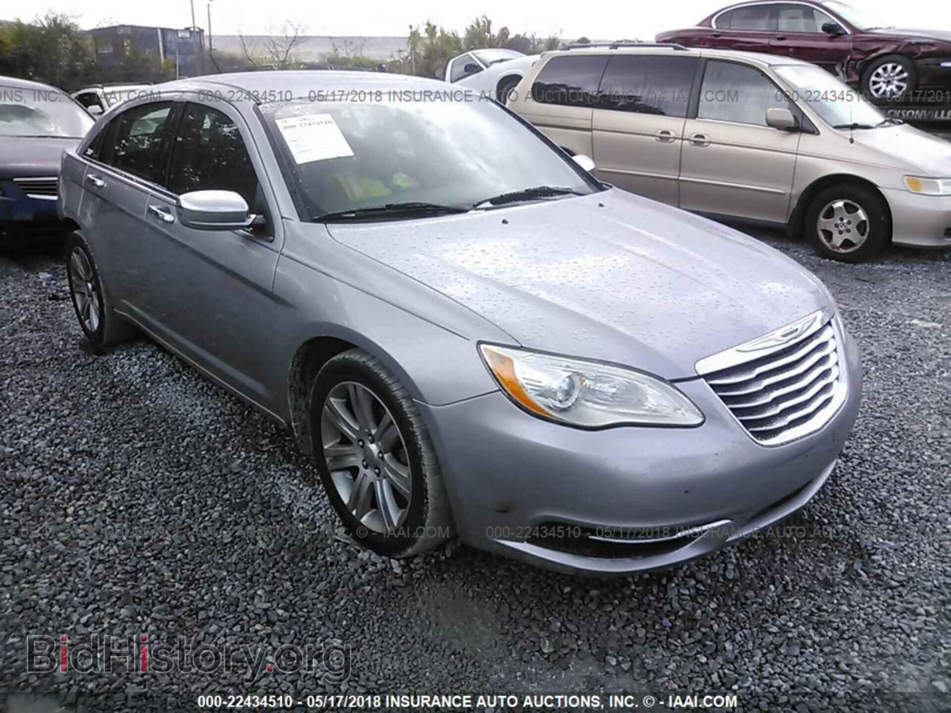 Photo 1C3CCBAB3DN660384 - Chrysler 200 2013