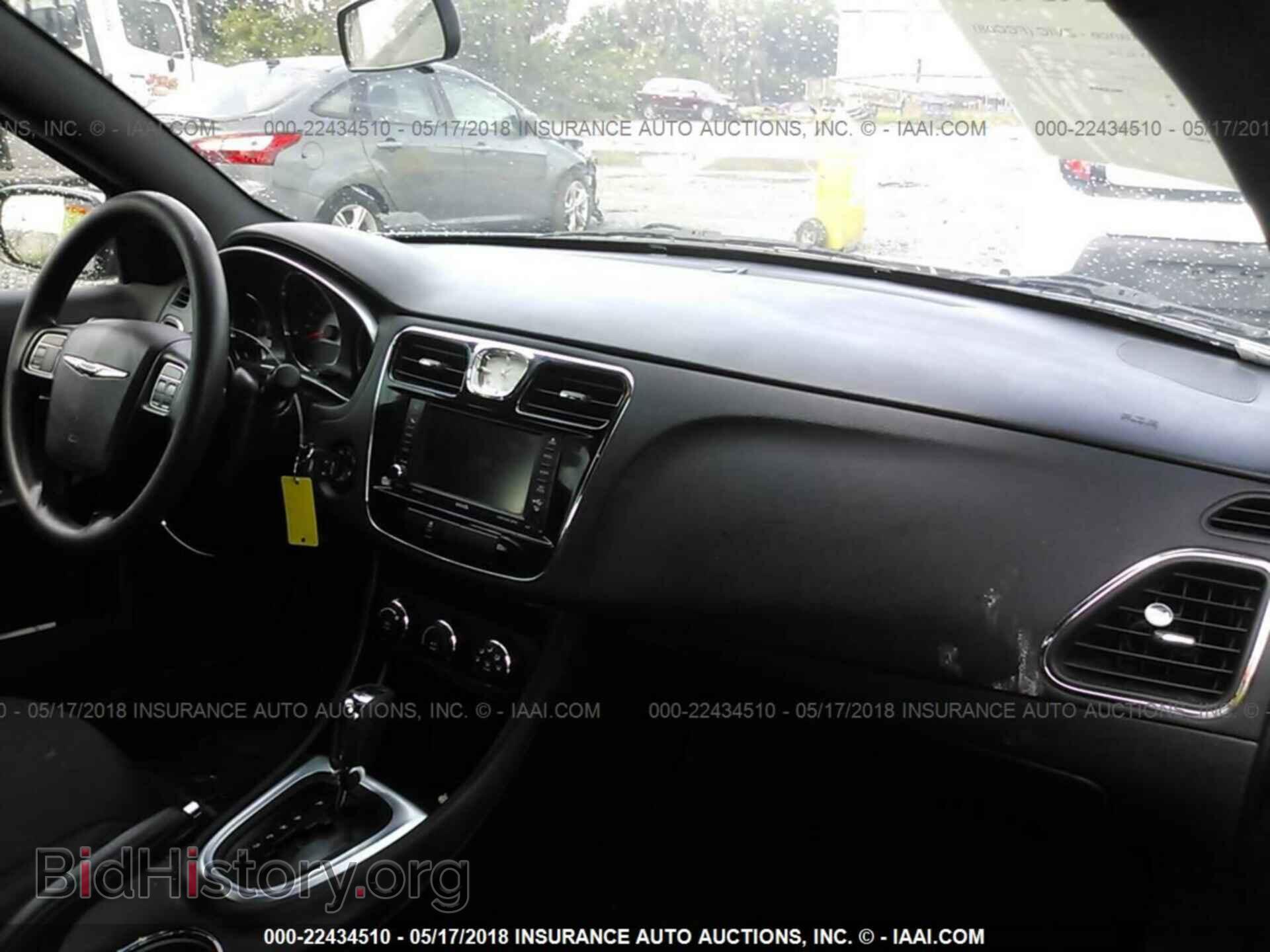 2013 Chrysler 200 - VIN: 1C3CCBAB3DN660384 - Фото 5