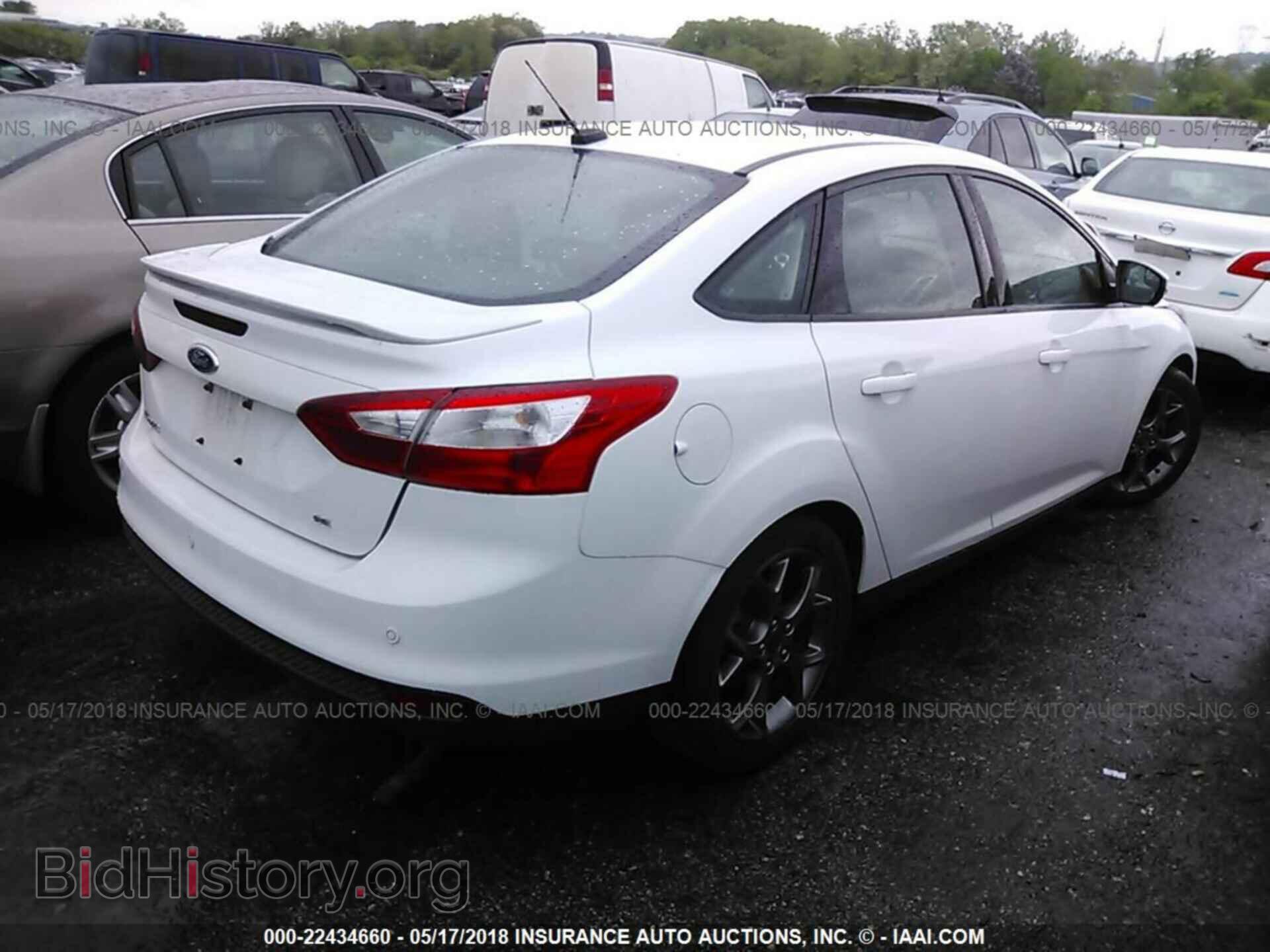 2014 Ford Focus - VIN: 1FADP3F2XEL416057 - Фото 4