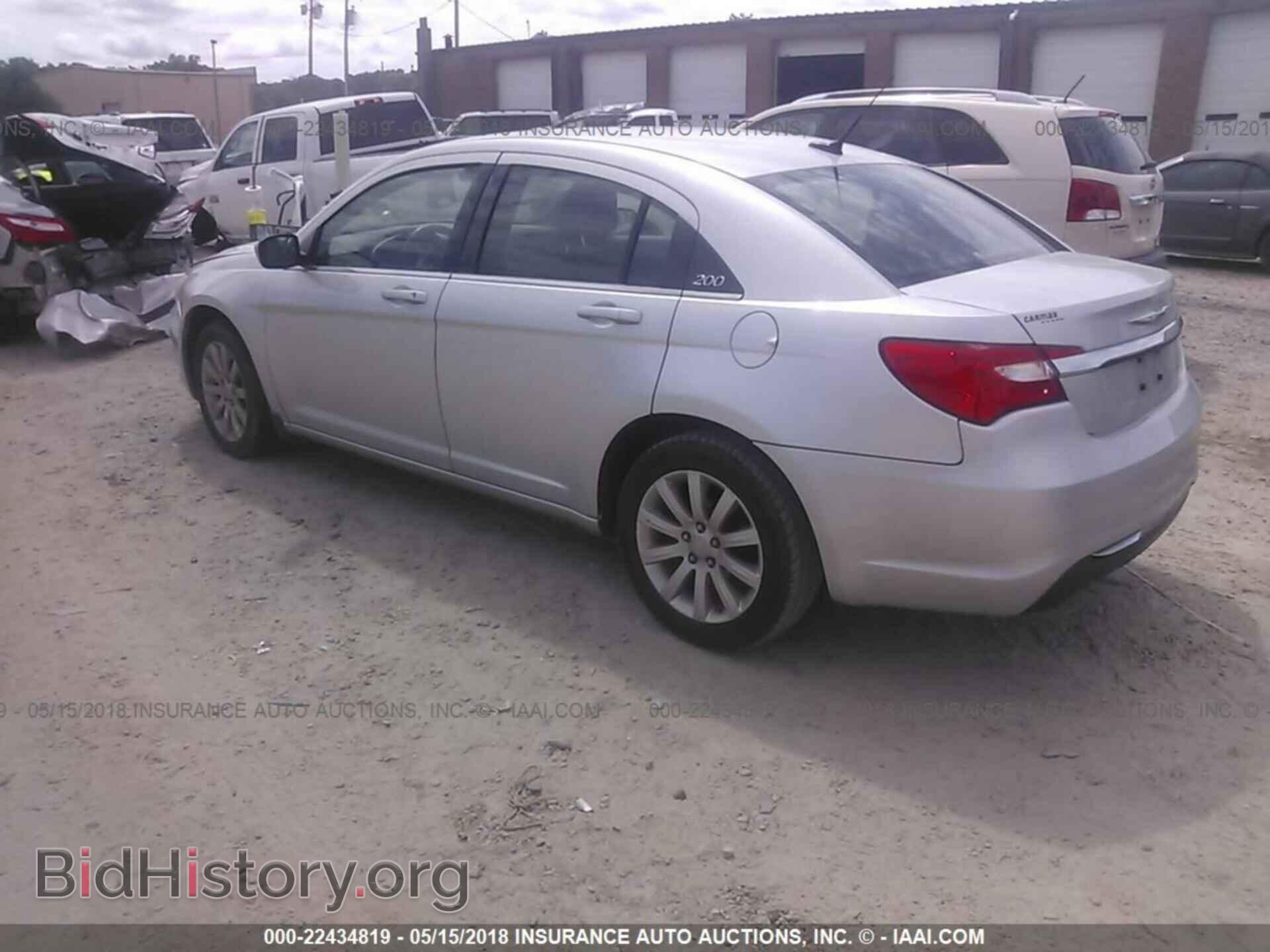2011 Chrysler 200 - VIN: 1C3BC1FB9BN527639 - Photo 3