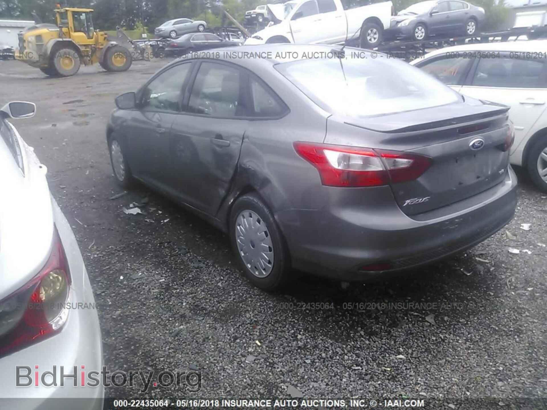 2012 Ford Focus - VIN: 1FAHP3F26CL205131 - Фото 3