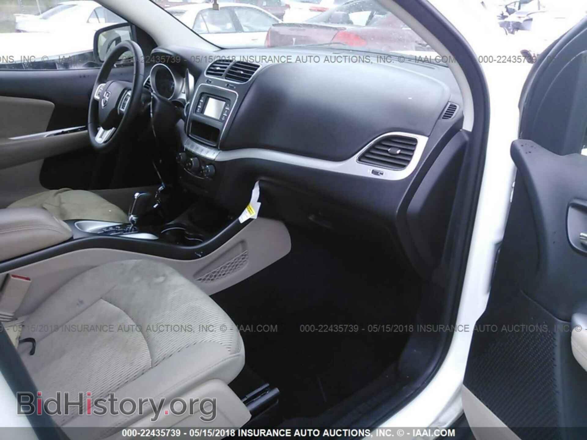 2016 Dodge Journey - VIN: 3C4PDCBG3GT139583 - Photo 5