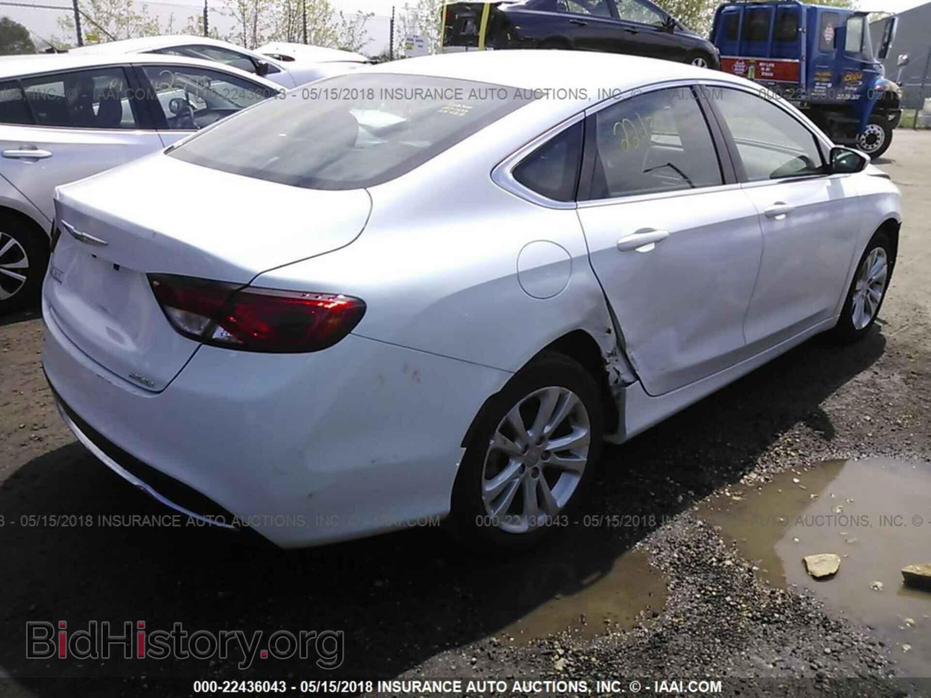 2015 Chrysler 200 - VIN: 1C3CCCAB1FN579148 - Photo 4