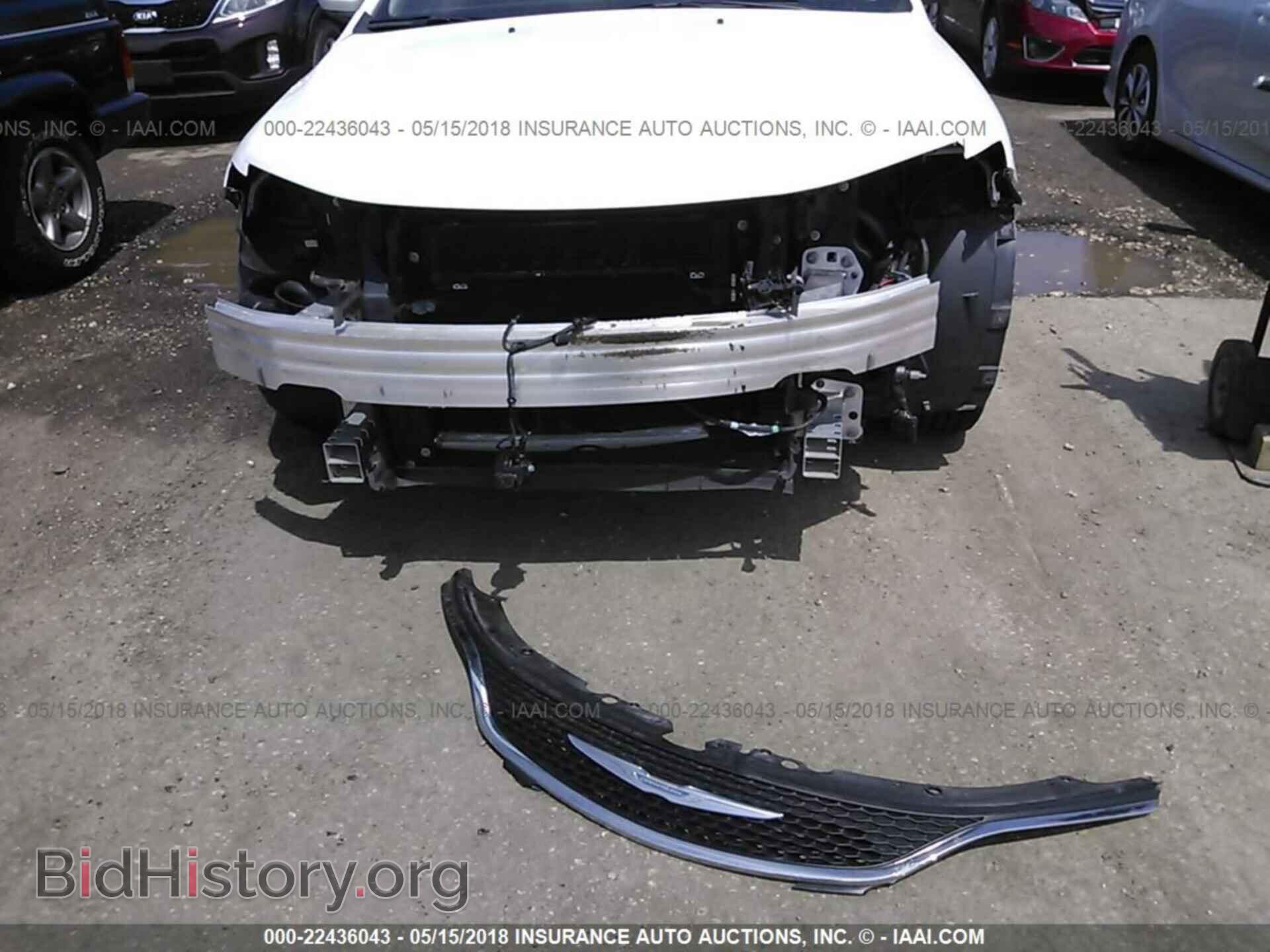 2015 Chrysler 200 - VIN: 1C3CCCAB1FN579148 - Photo 6