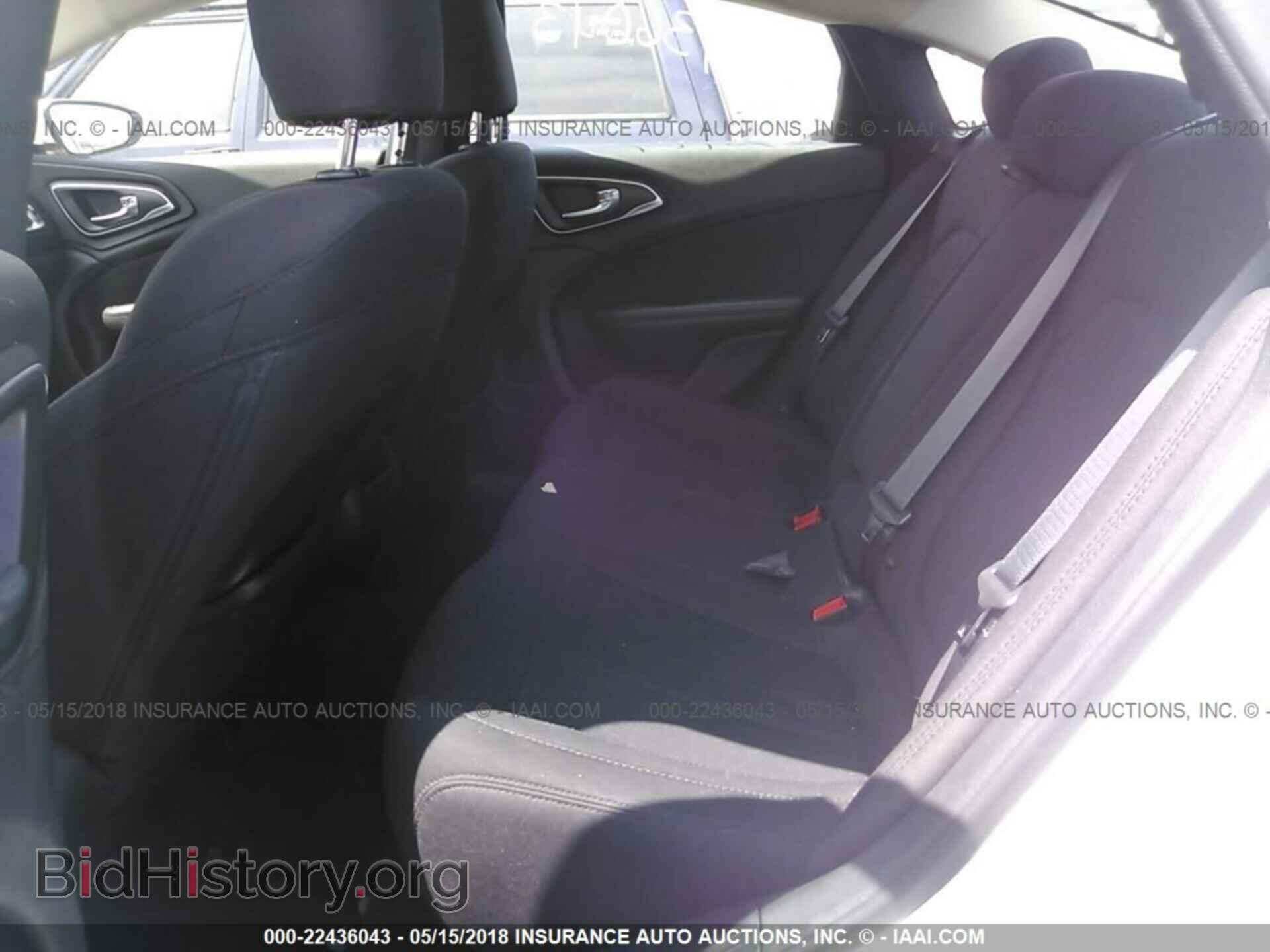 2015 Chrysler 200 - VIN: 1C3CCCAB1FN579148 - Photo 8