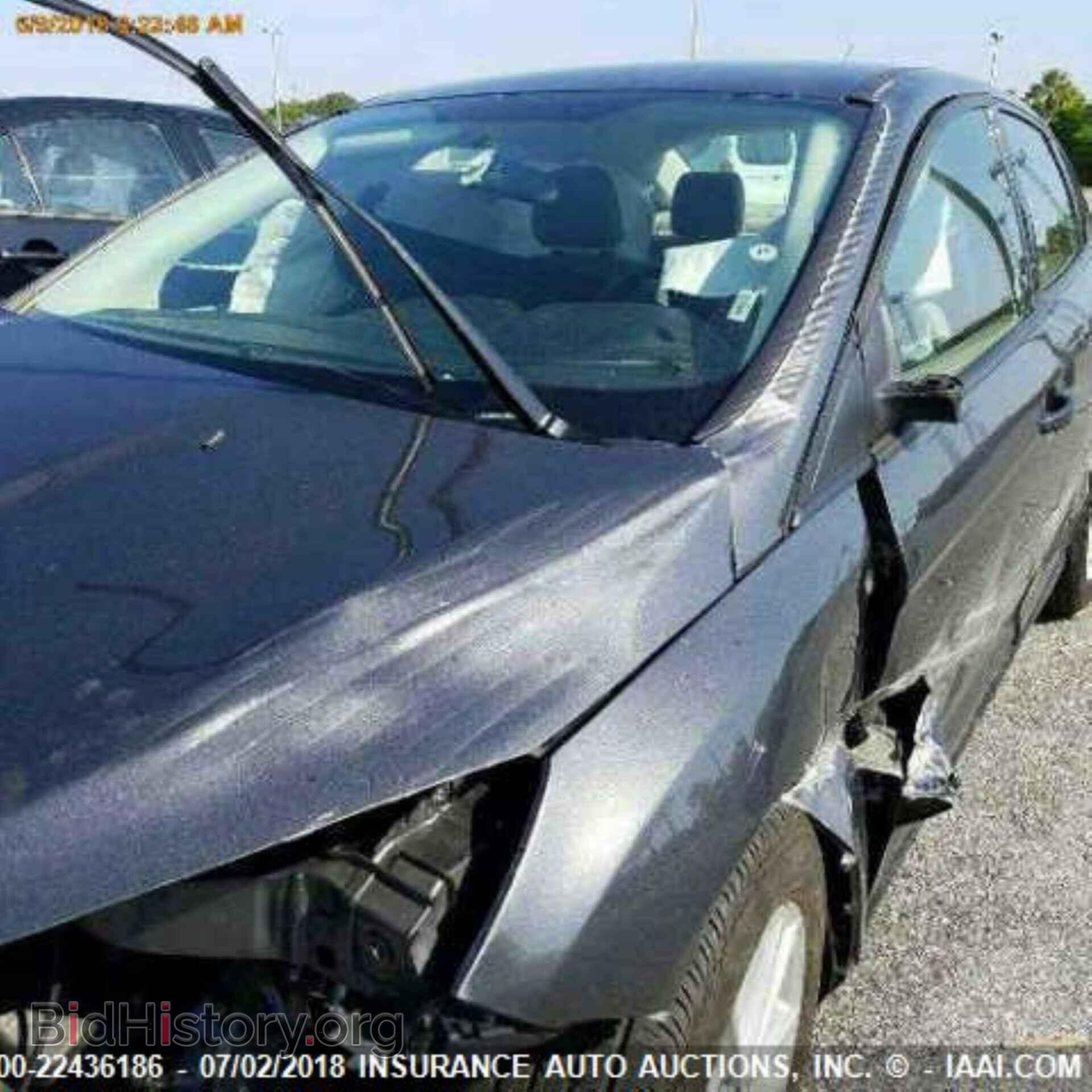 2017 Ford Focus - VIN: 1FADP3F20HL225705 - Photo 2