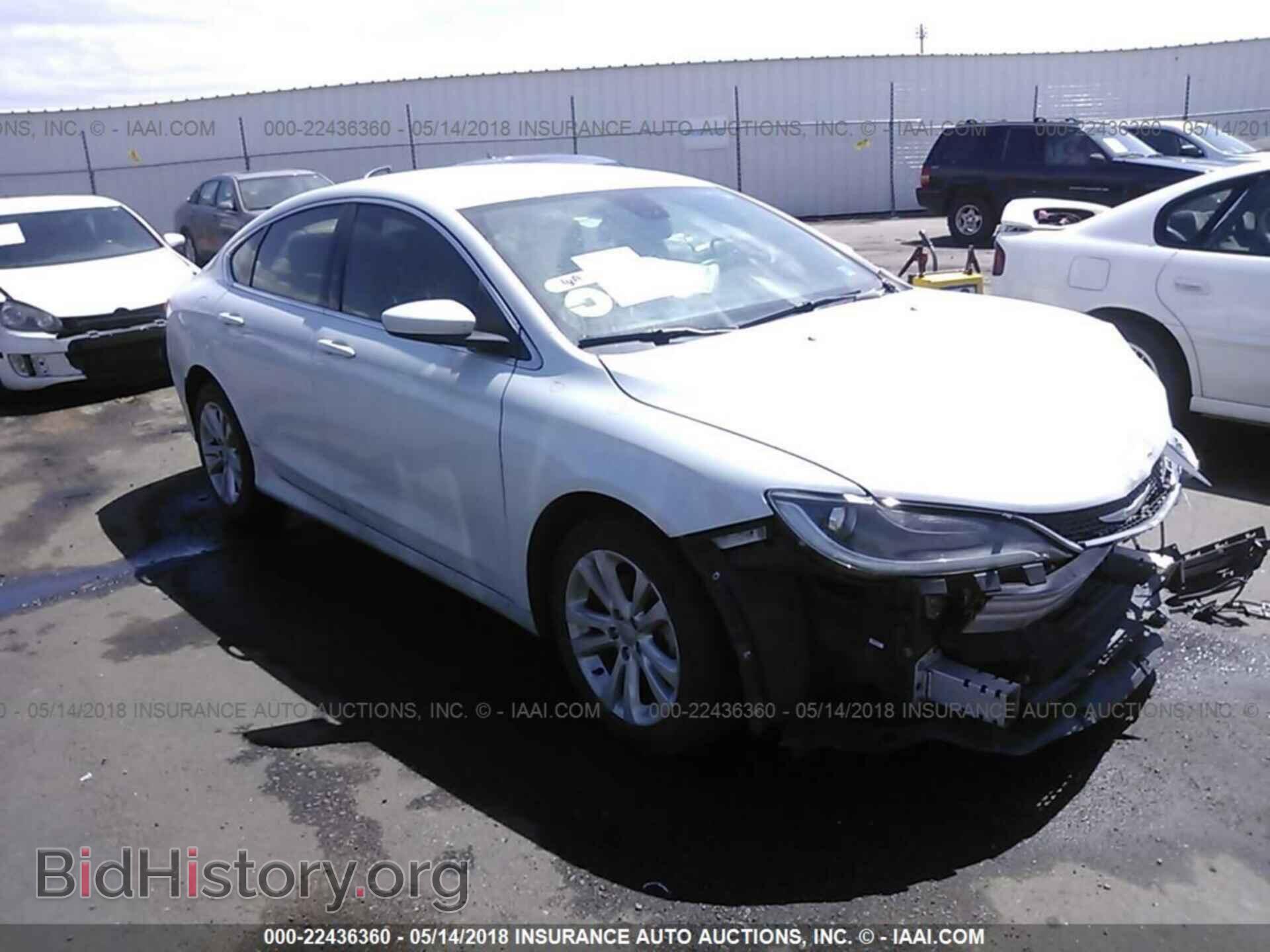 Photo 1C3CCCAB0FN617159 - Chrysler 200 2015
