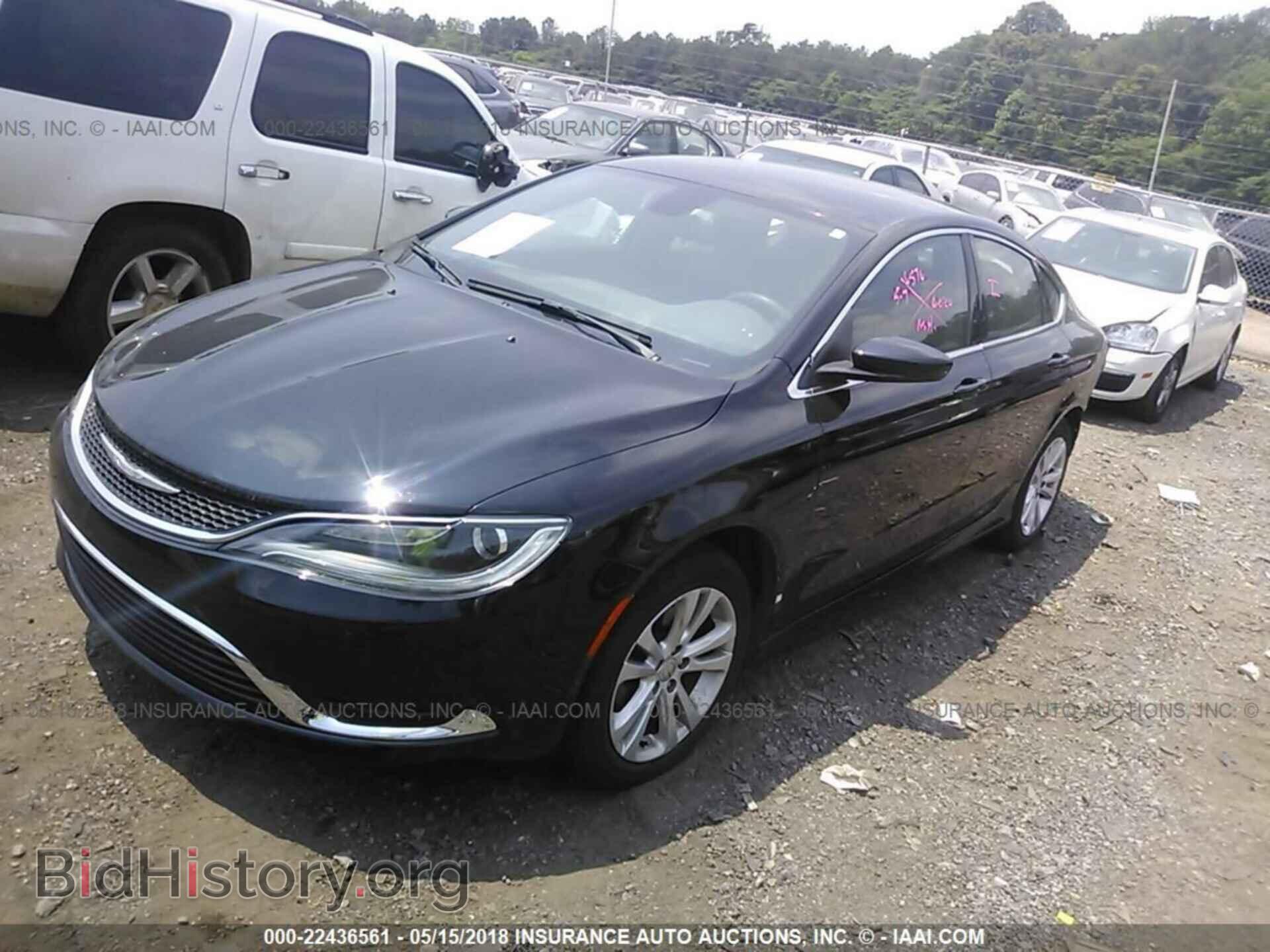 2015 Chrysler 200 - VIN: 1C3CCCAB1FN731073 - Photo 2