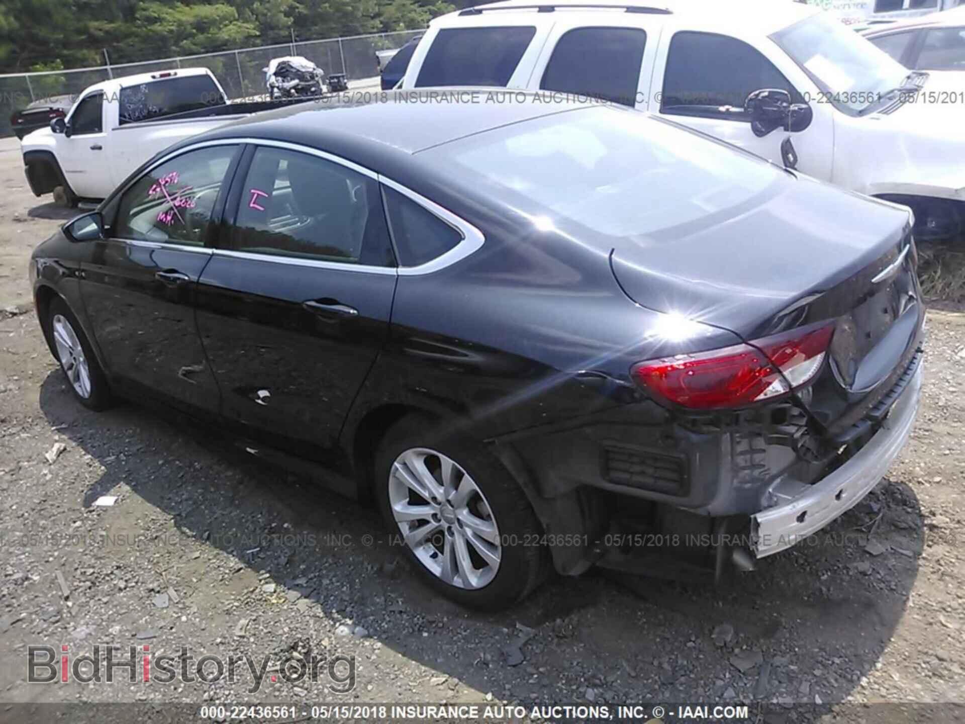2015 Chrysler 200 - VIN: 1C3CCCAB1FN731073 - Photo 3
