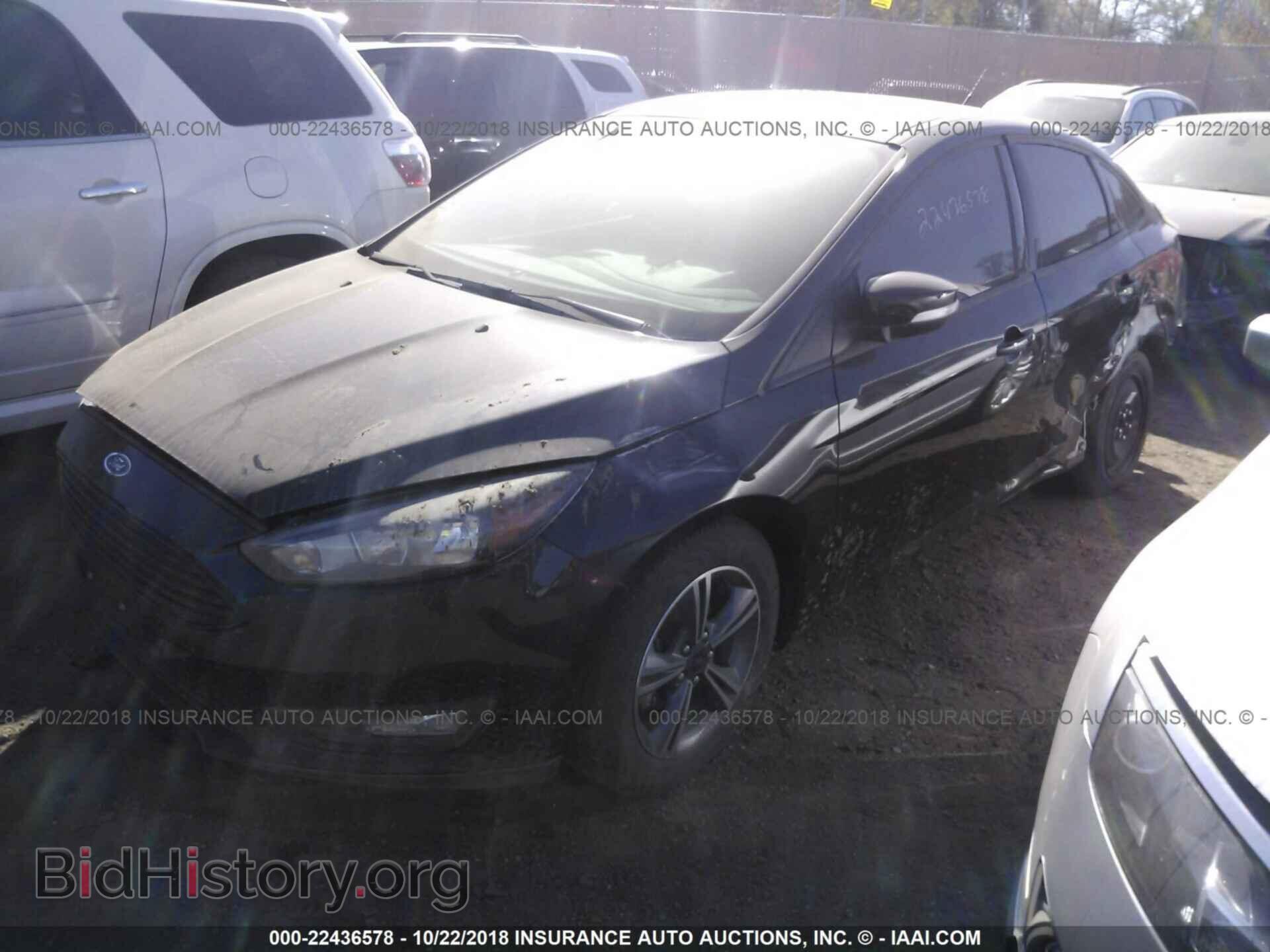 2017 Ford Focus - VIN: 1FADP3FE2HL295989 - Photo 2