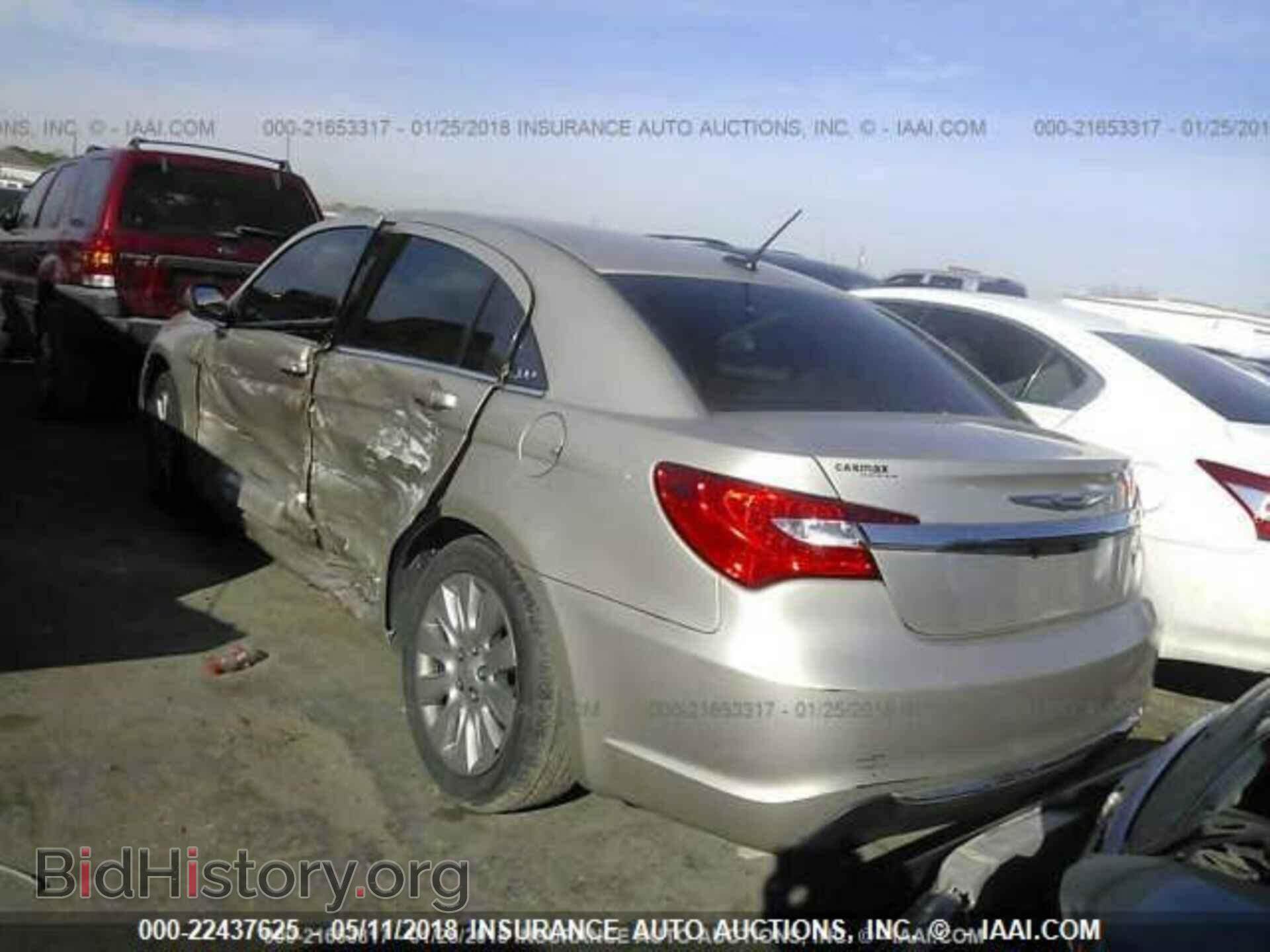 2013 Chrysler 200 - VIN: 1C3CCBAB4DN622713 - Photo 3