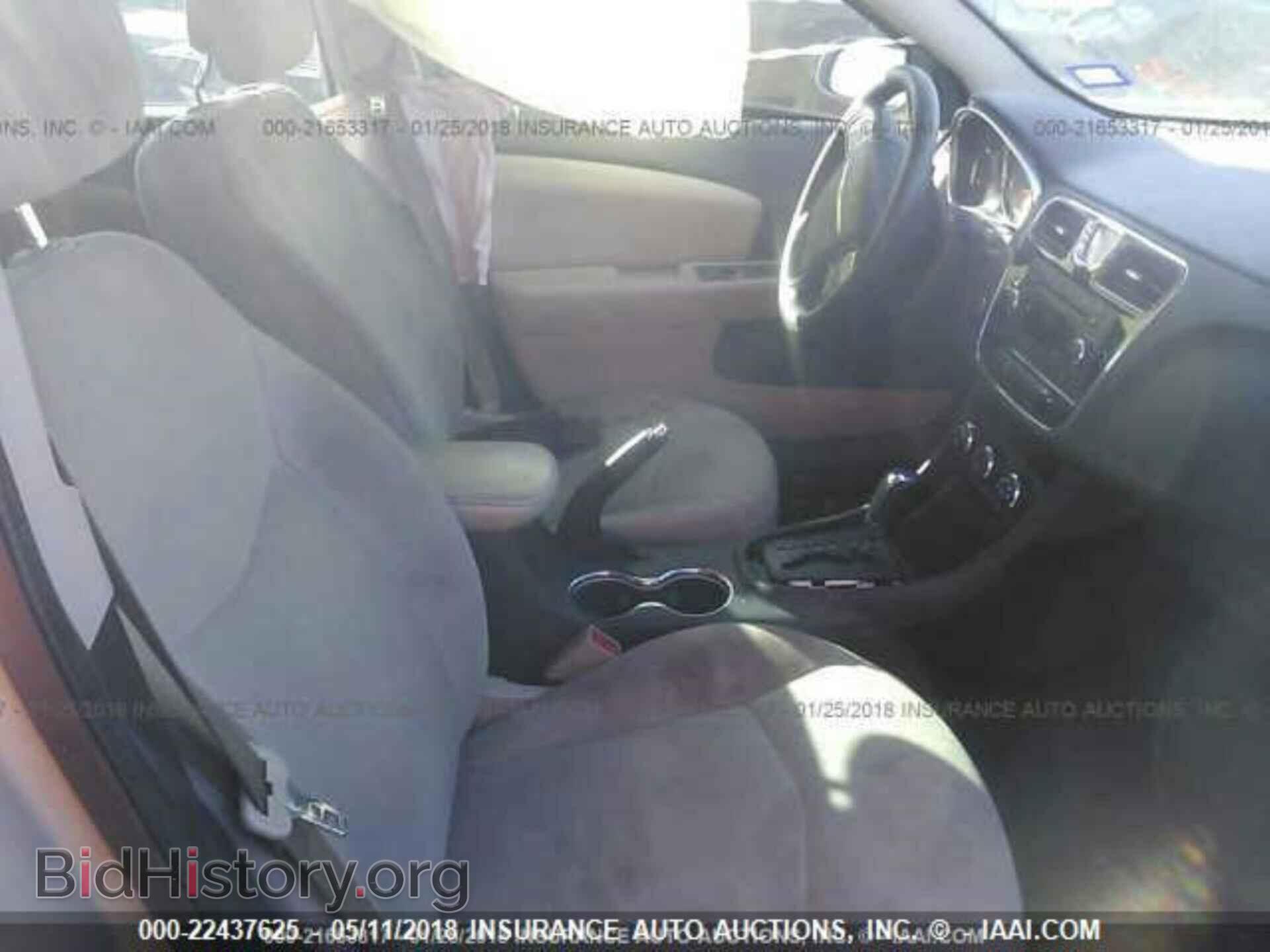 2013 Chrysler 200 - VIN: 1C3CCBAB4DN622713 - Photo 5