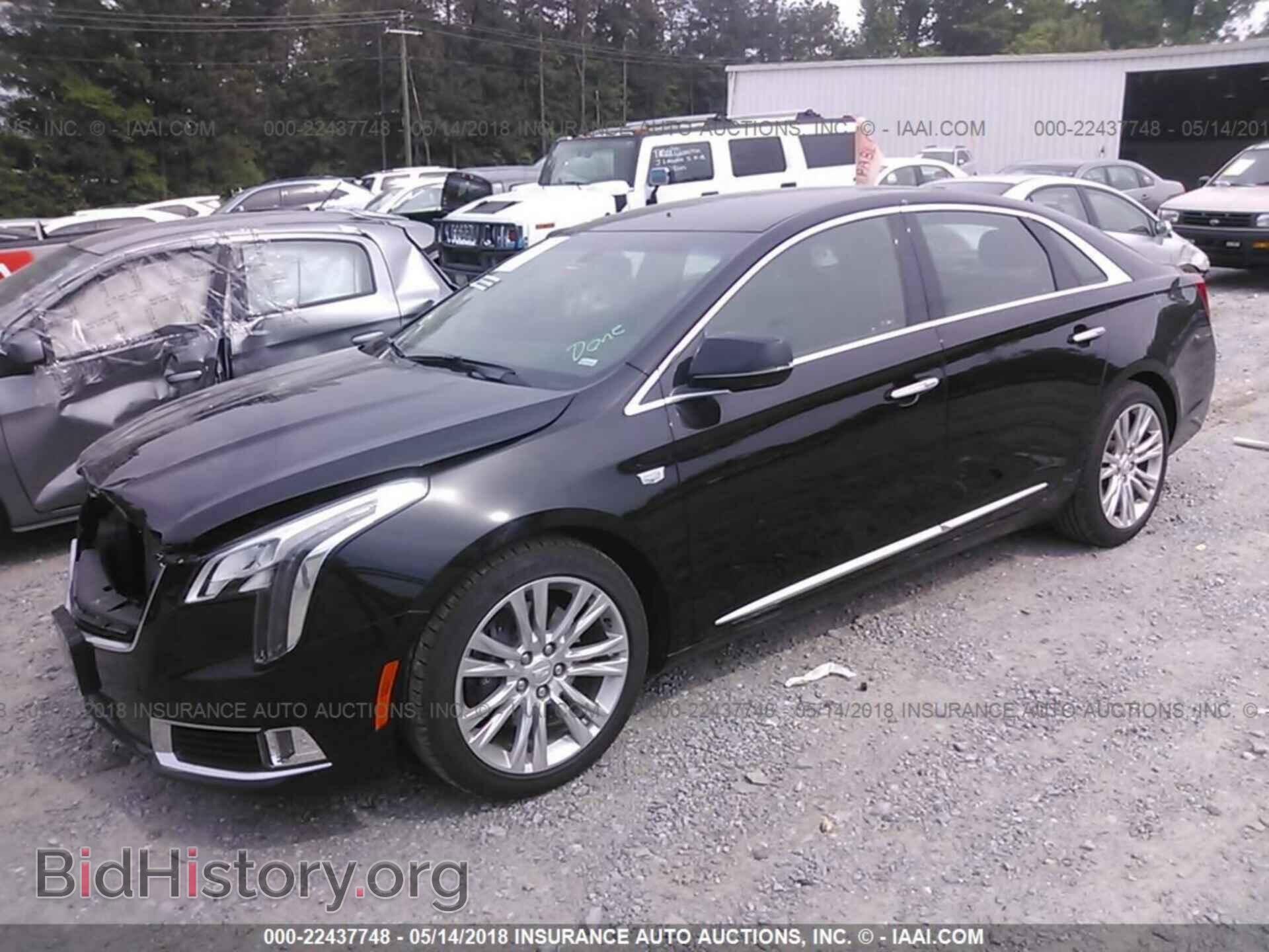 2018 Cadillac Xts - VIN: 2G61N5S33J9155890 - Фото 2