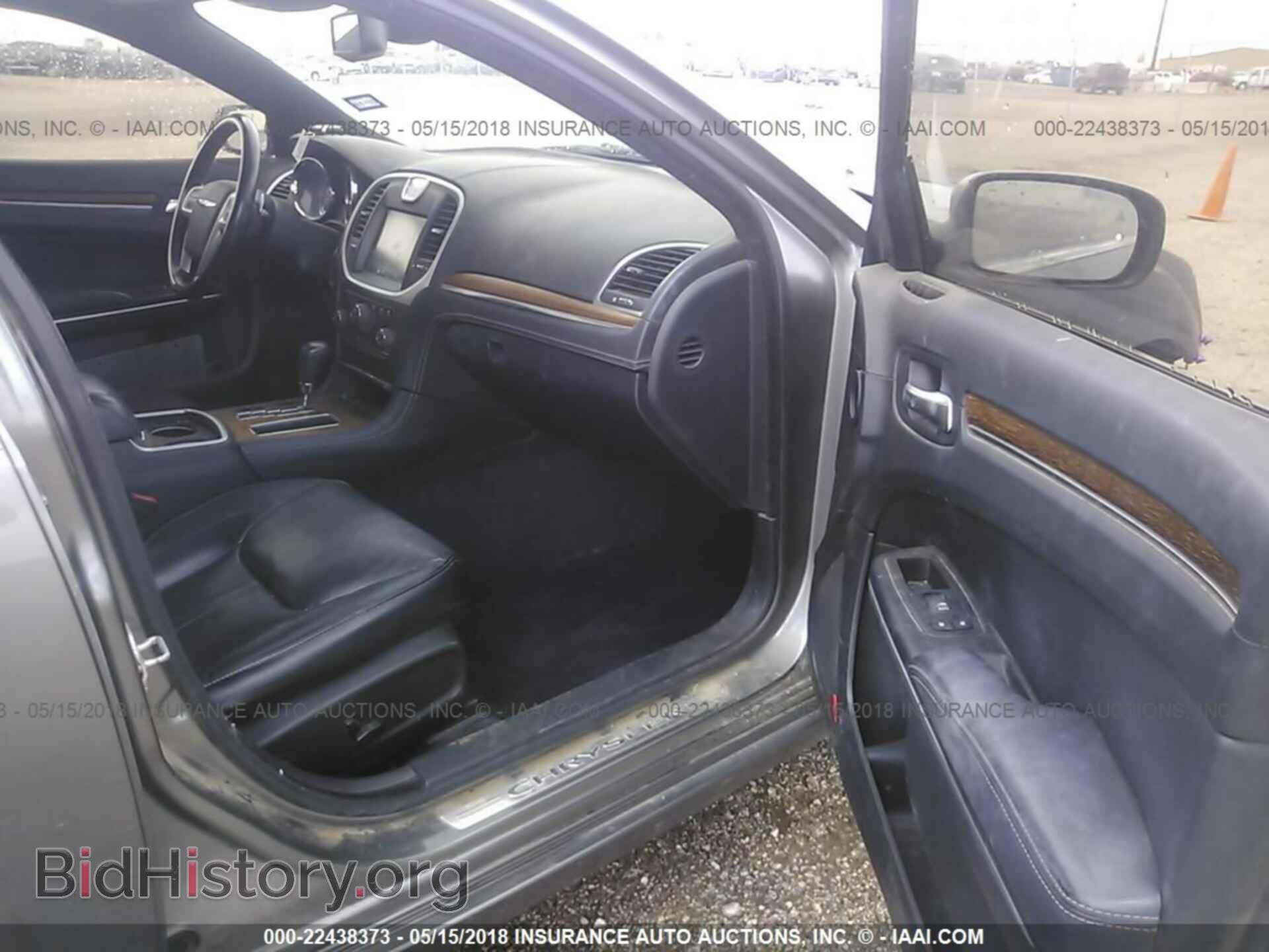 2012 Chrysler 300c - VIN: 2C3CCAPT6CH312113 - Фото 5