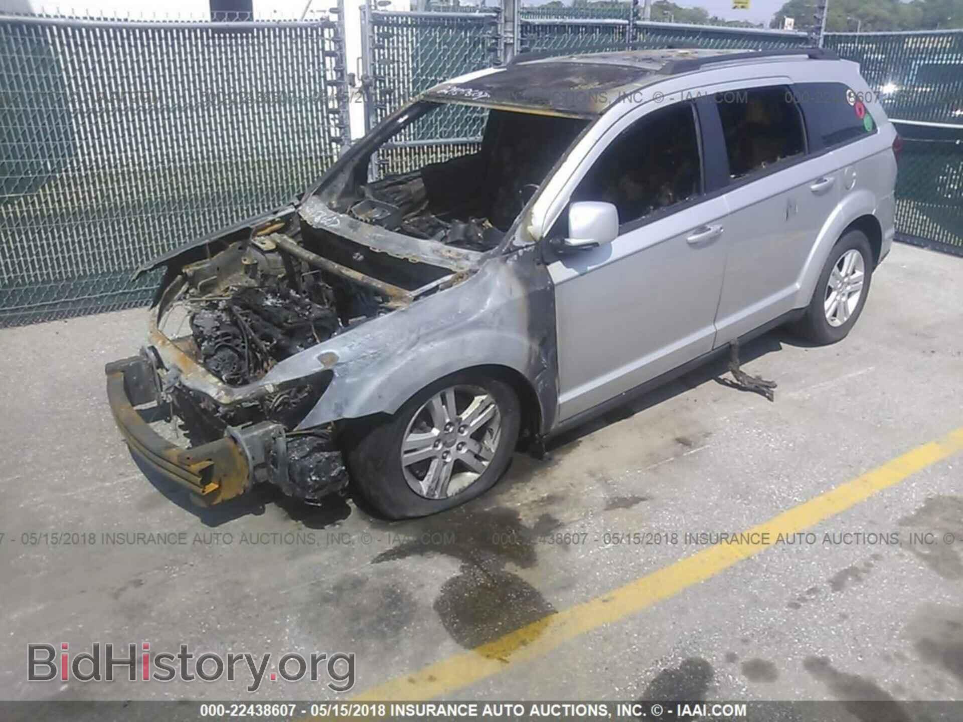 2012 Dodge Journey - VIN: 3C4PDCBB7CT304422 - Фото 2