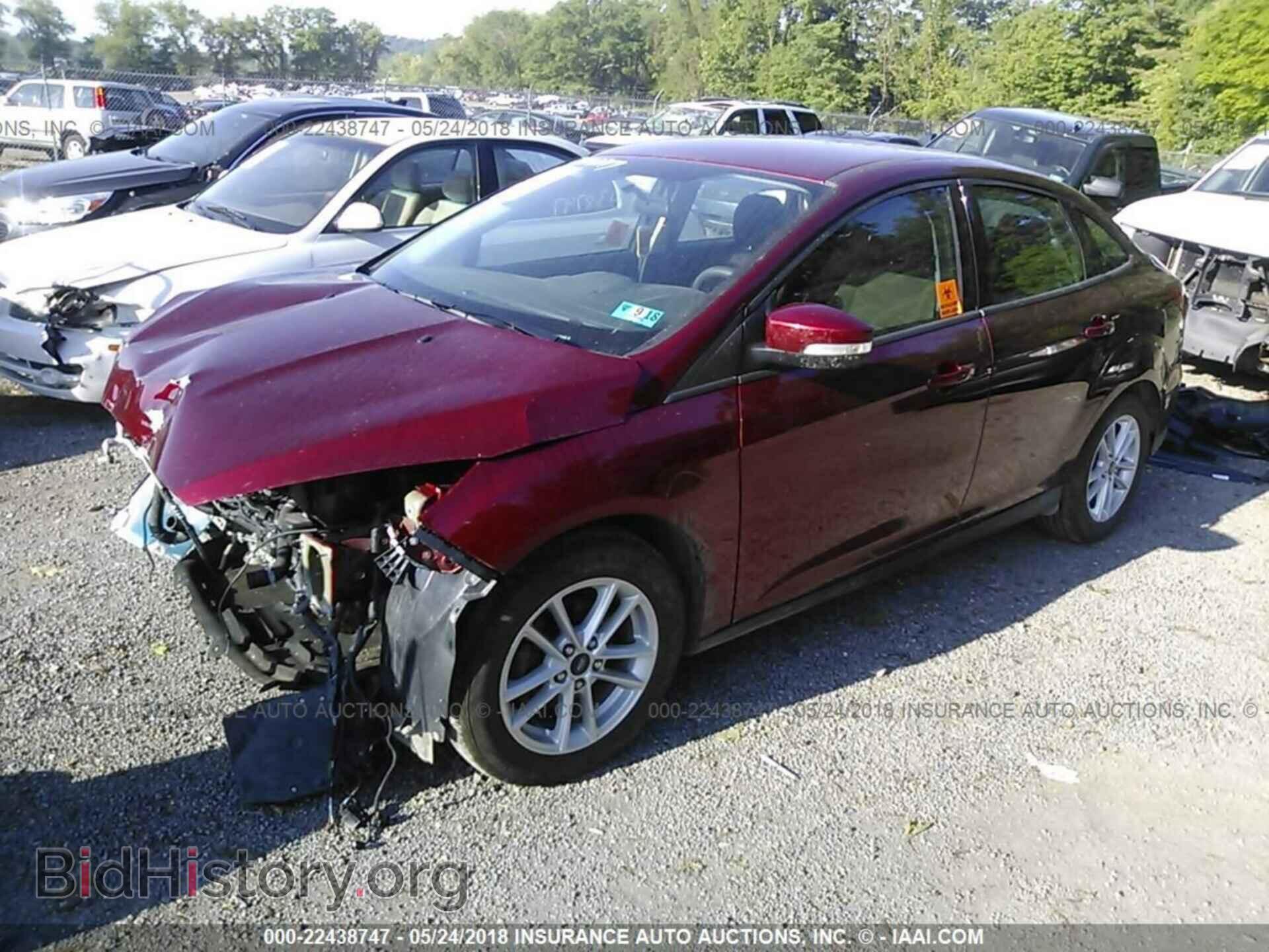 2017 Ford Focus - VIN: 1FADP3F21HL312948 - Photo 2
