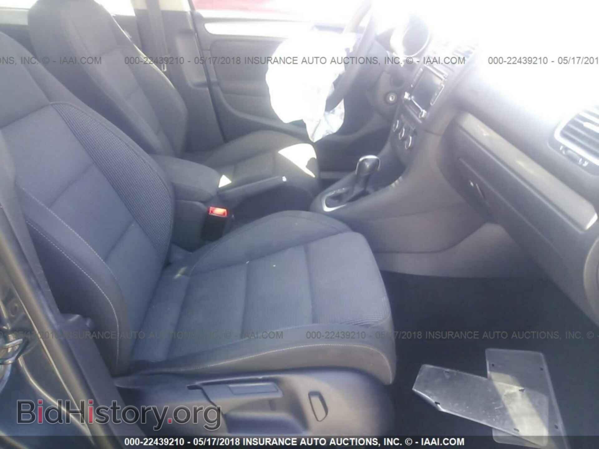 2012 Volkswagen Golf - VIN: WVWDB7AJ4CW330009 - Фото 5