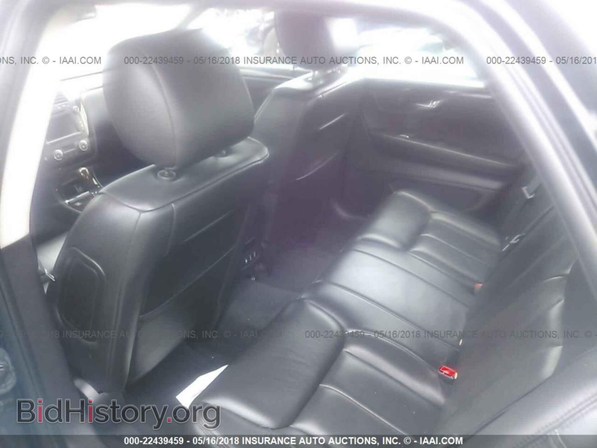 2011 Cadillac Dts - VIN: 1G6KH5E66BU116197 - Фото 8