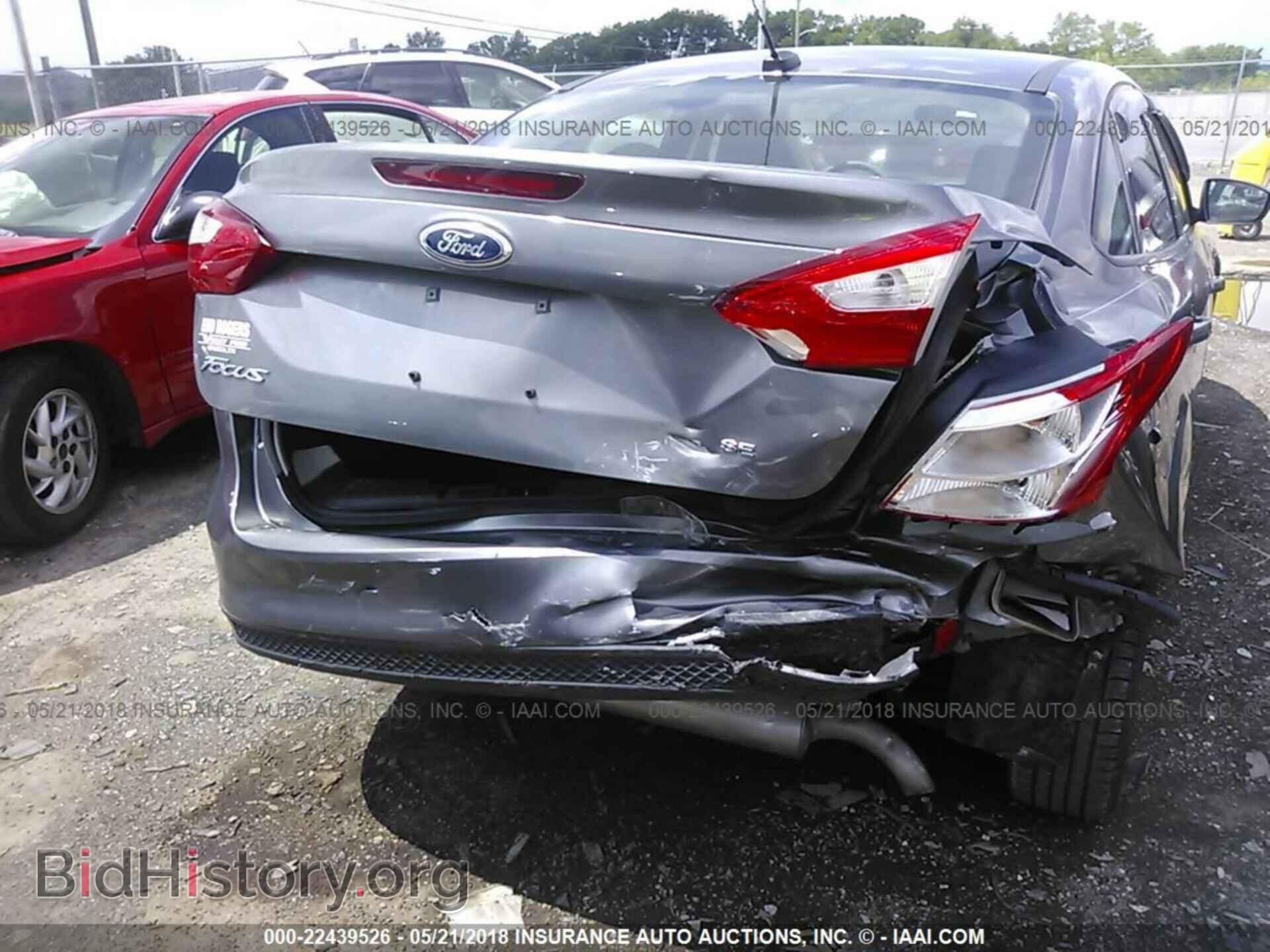 2012 Ford Focus - VIN: 1FAHP3F23CL352622 - Photo 6