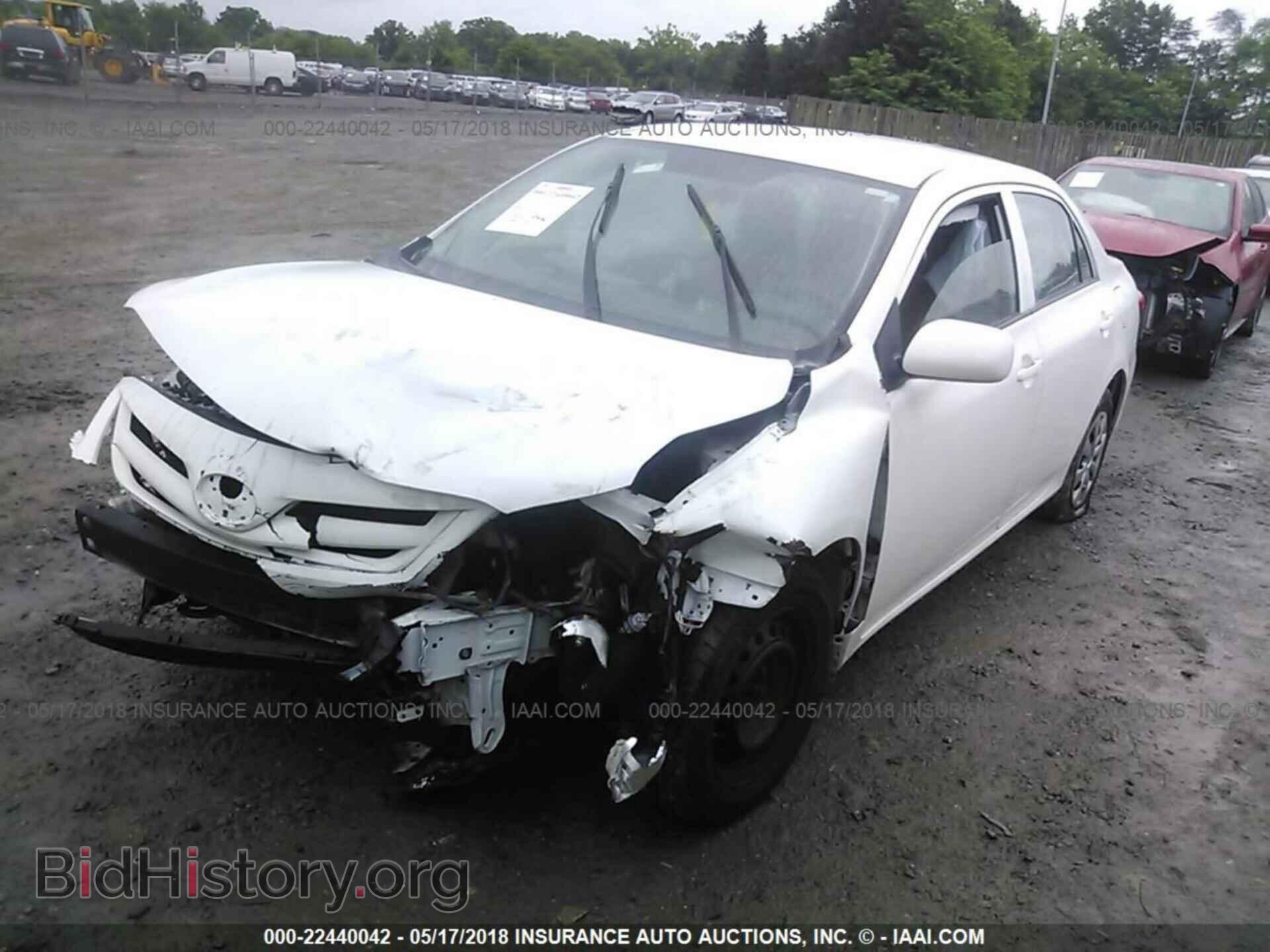 2013 Toyota Corolla - VIN: 2T1BU4EE8DC097310 - Фото 2