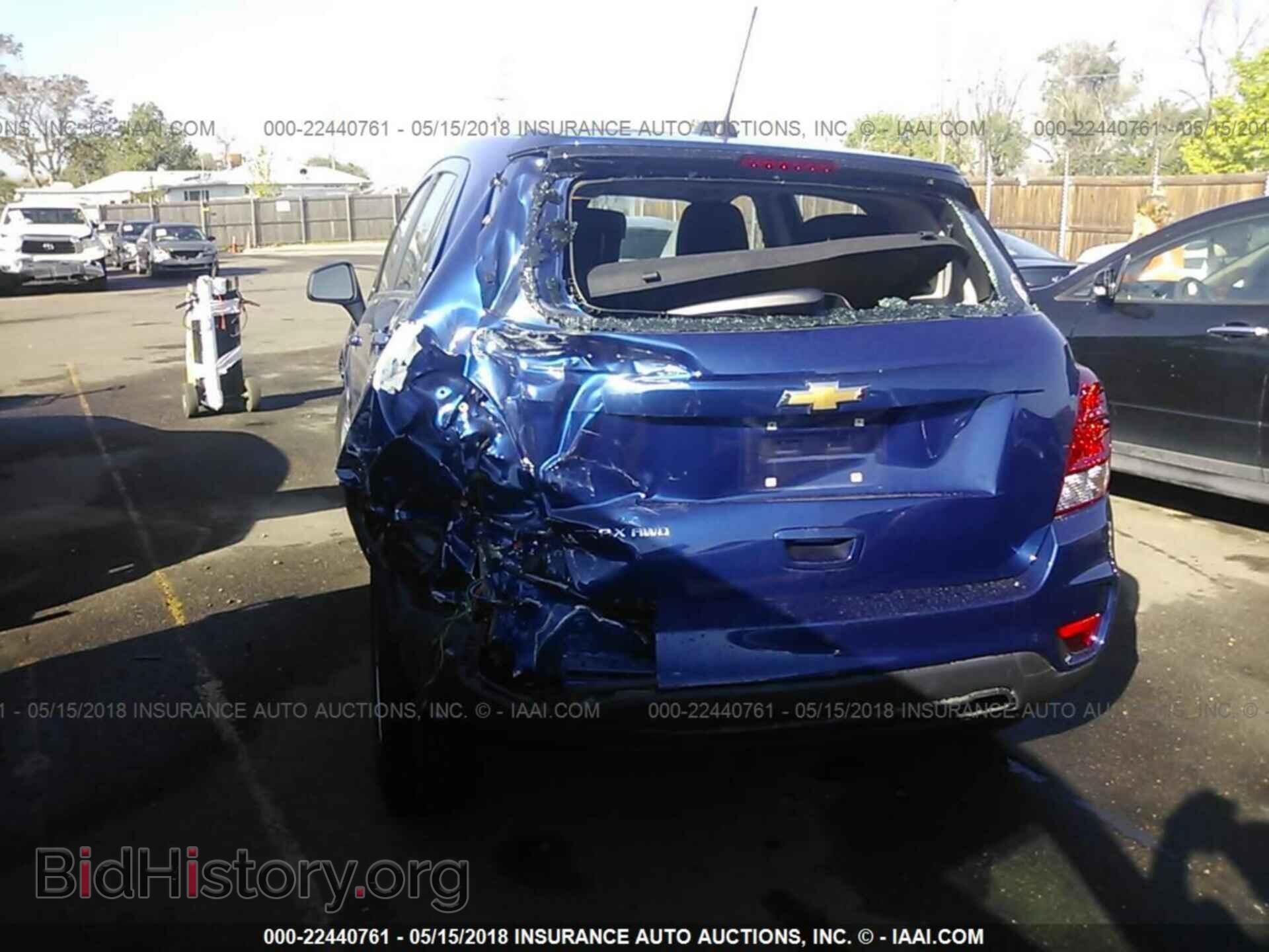 2017 Chevrolet Trax - VIN: 3GNCJNSB9HL195835 - Фото 3