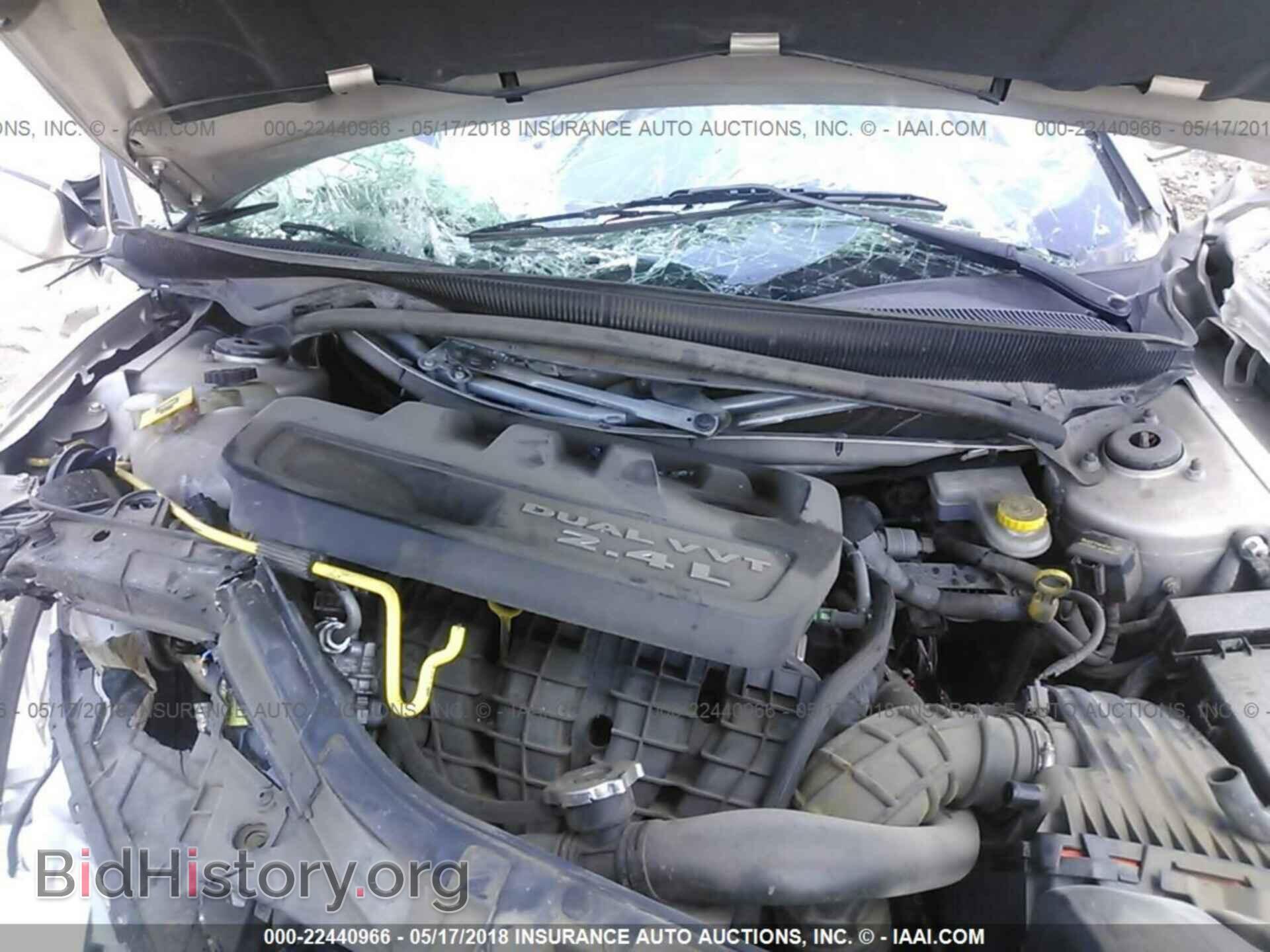 2014 Chrysler 200 - VIN: 1C3CCBBB4EN214230 - Photo 10