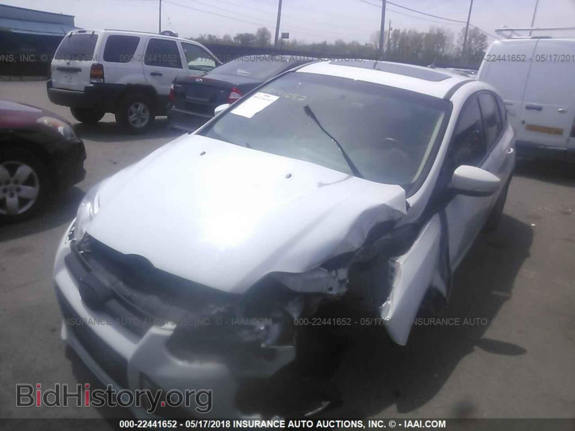 2014 Ford Focus - VIN: 1FADP3K28EL123814 - Фото 2