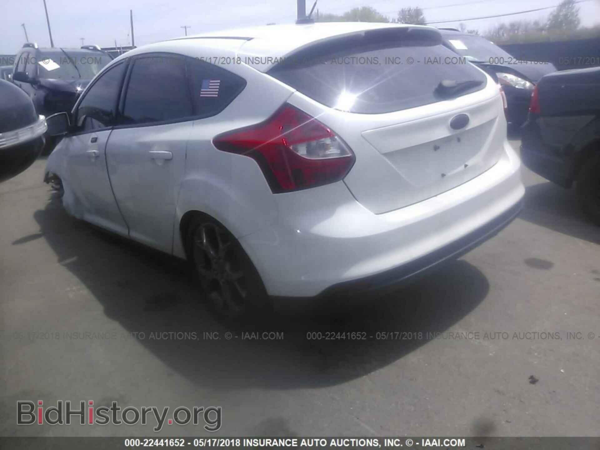 2014 Ford Focus - VIN: 1FADP3K28EL123814 - Фото 3