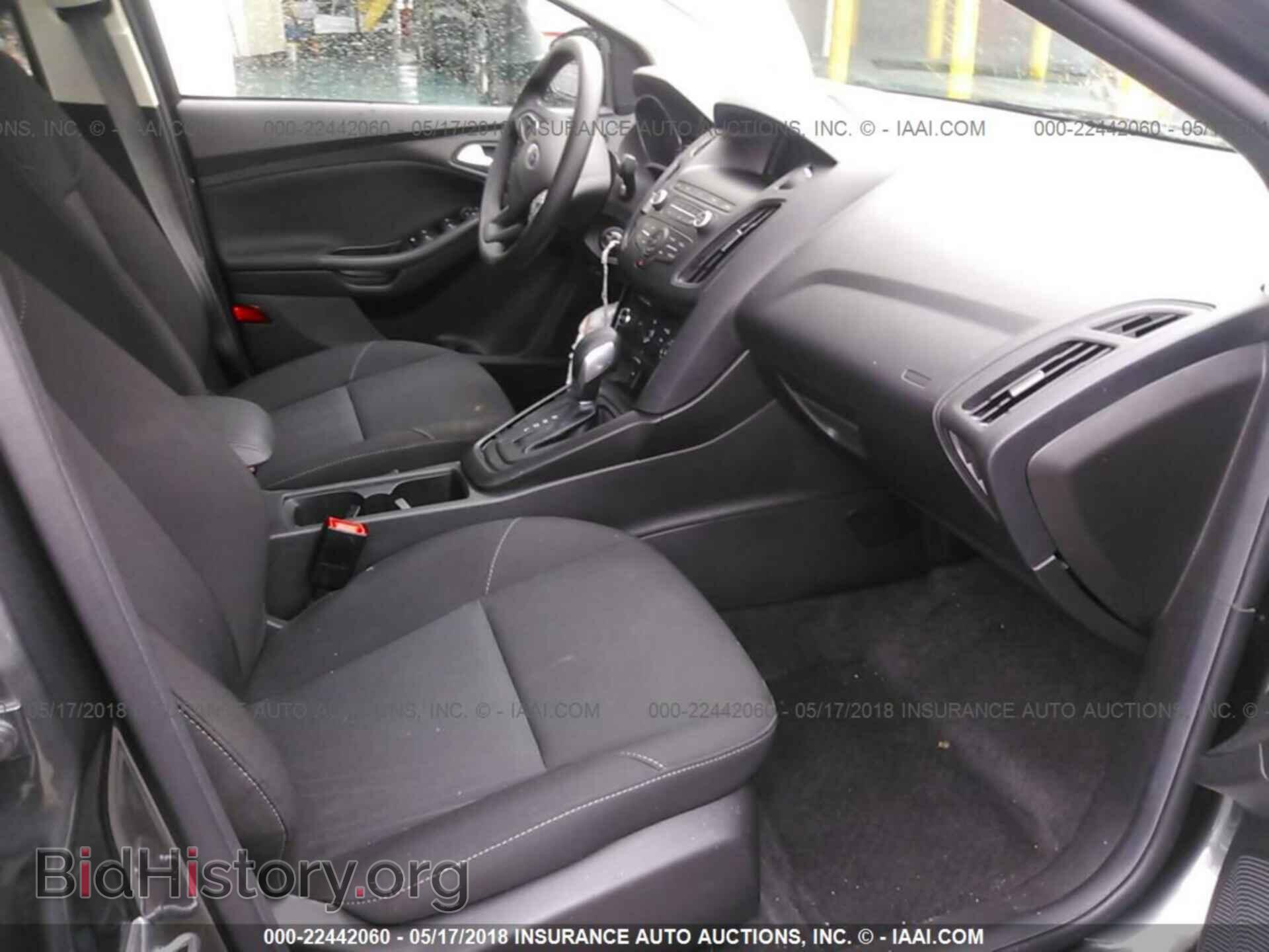 2018 Ford Focus - VIN: 1FADP3F26JL209076 - Фото 5