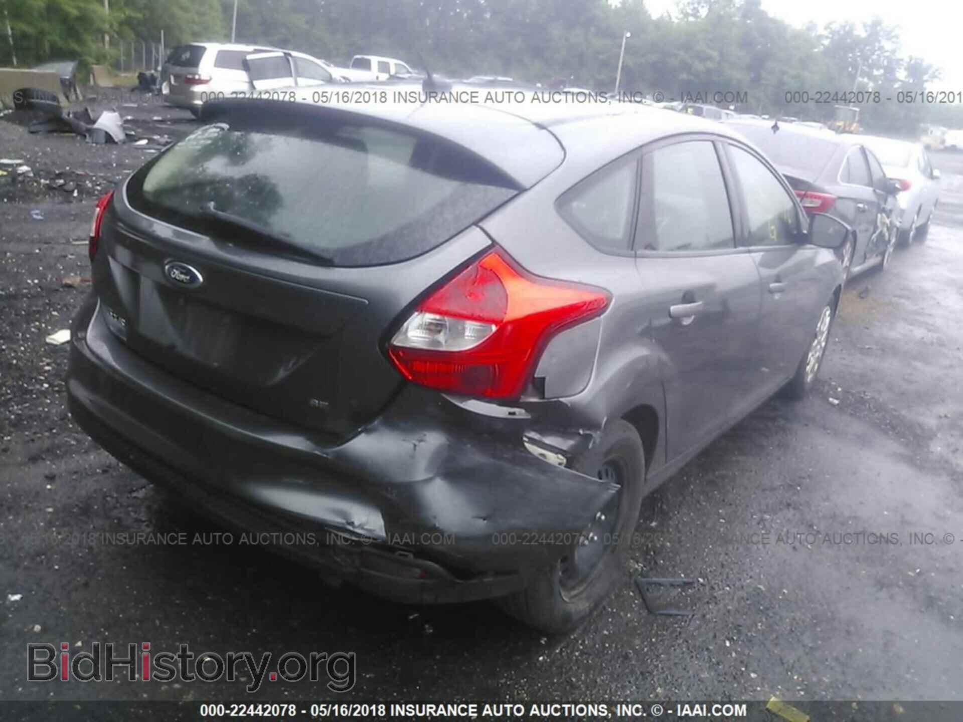 2012 Ford Focus - VIN: 1FAHP3K29CL365963 - Photo 4