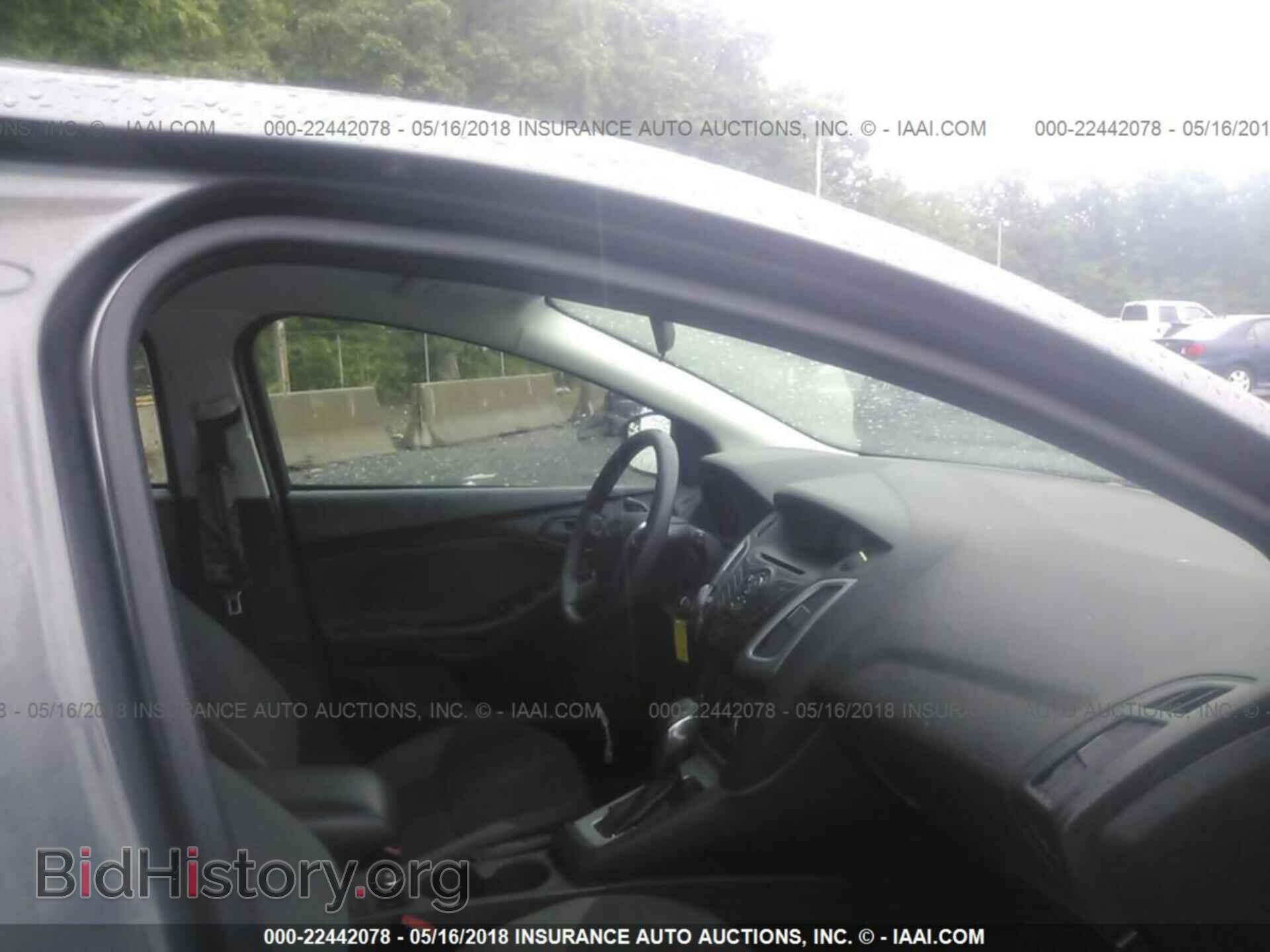 2012 Ford Focus - VIN: 1FAHP3K29CL365963 - Photo 5
