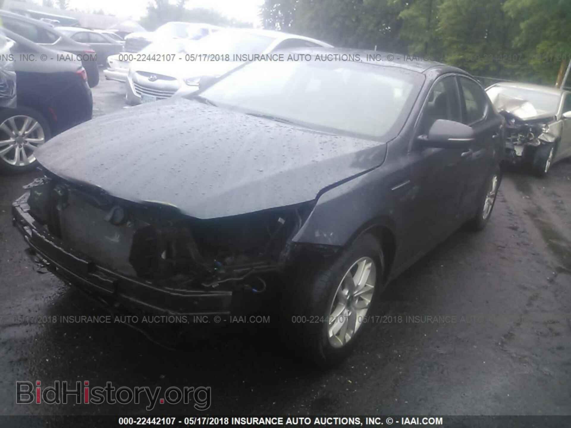 2011 Kia Optima - VIN: KNAGM4A73B5097817 - Фото 2