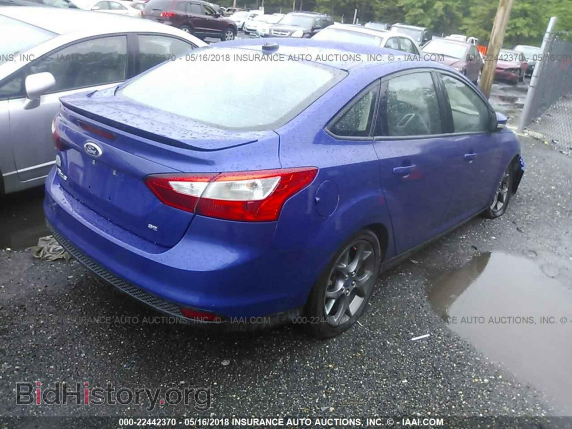 2013 Ford Focus - VIN: 1FADP3F29DL272032 - Photo 4