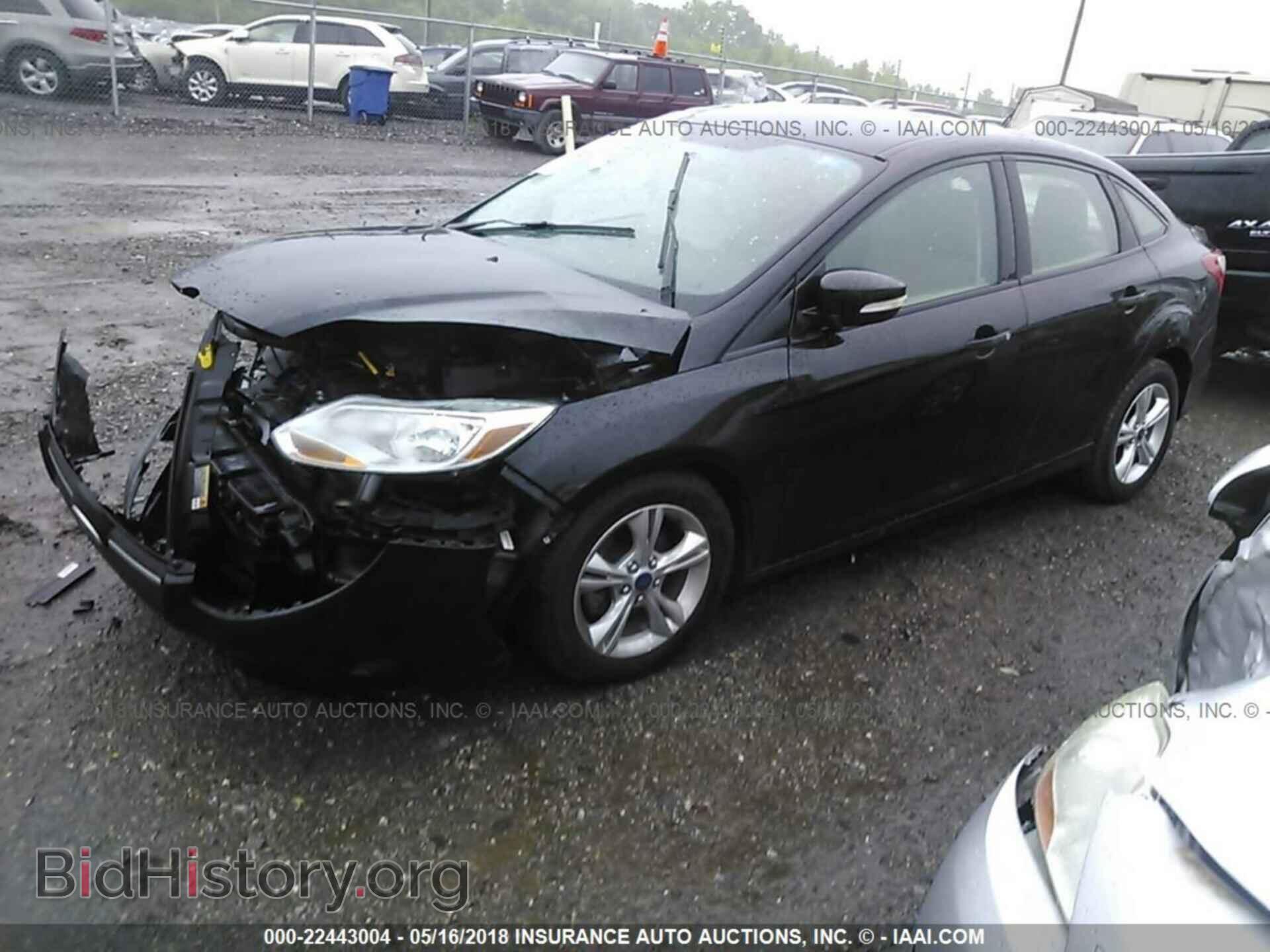 2013 Ford Focus - VIN: 1FADP3F29DL305322 - Photo 2