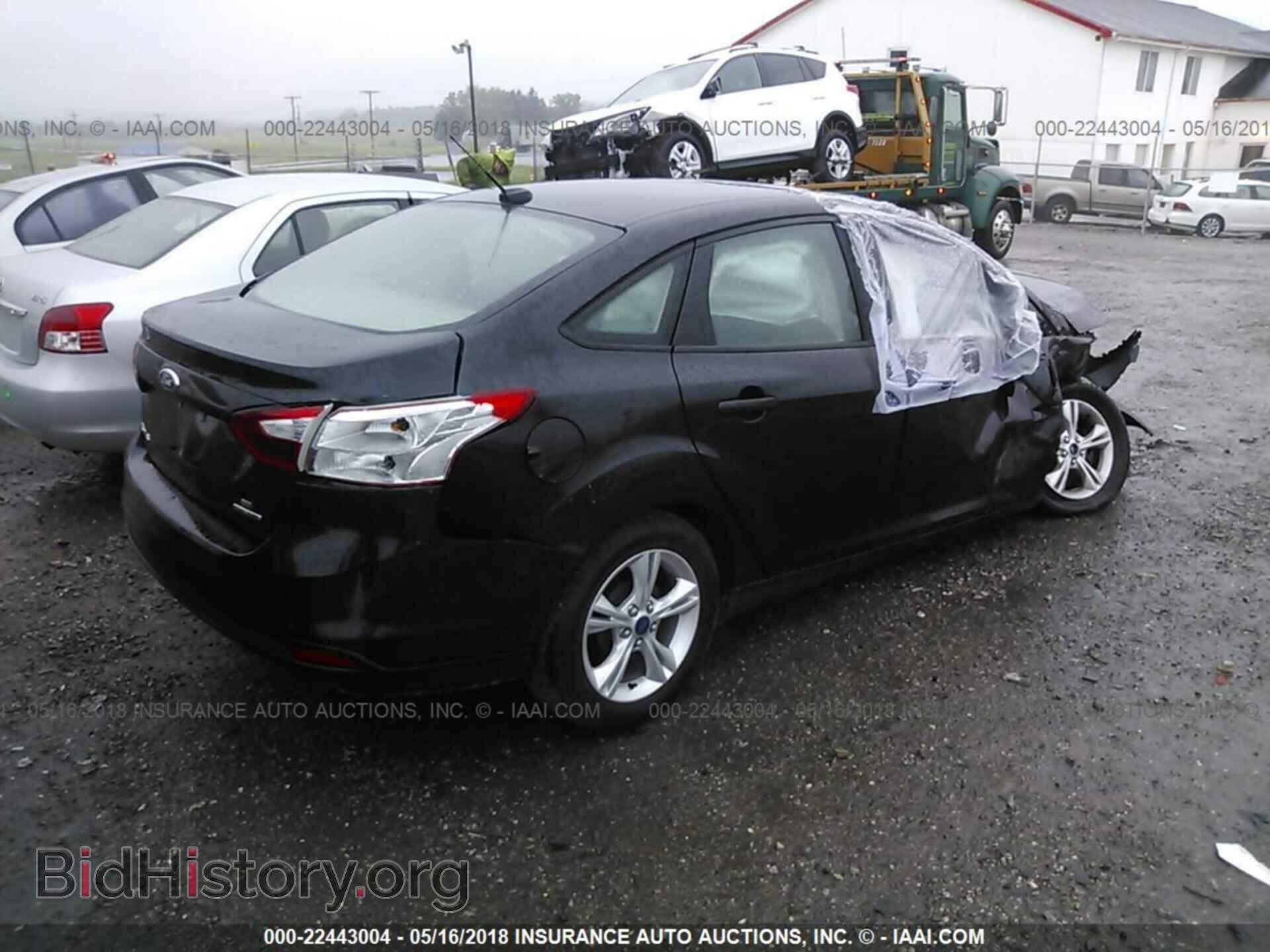 2013 Ford Focus - VIN: 1FADP3F29DL305322 - Photo 4