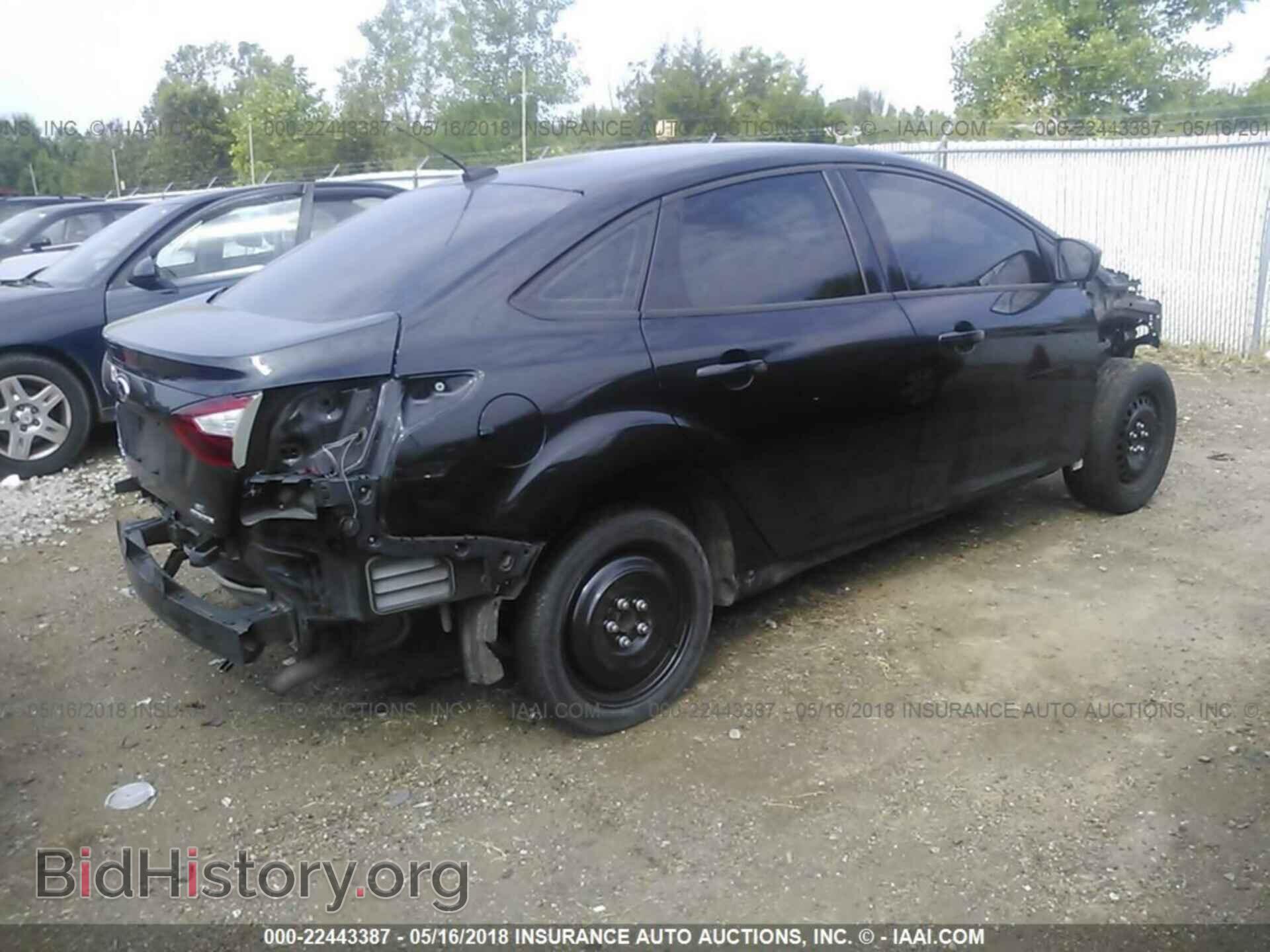 2012 Ford Focus - VIN: 1FAHP3F24CL390182 - Фото 4