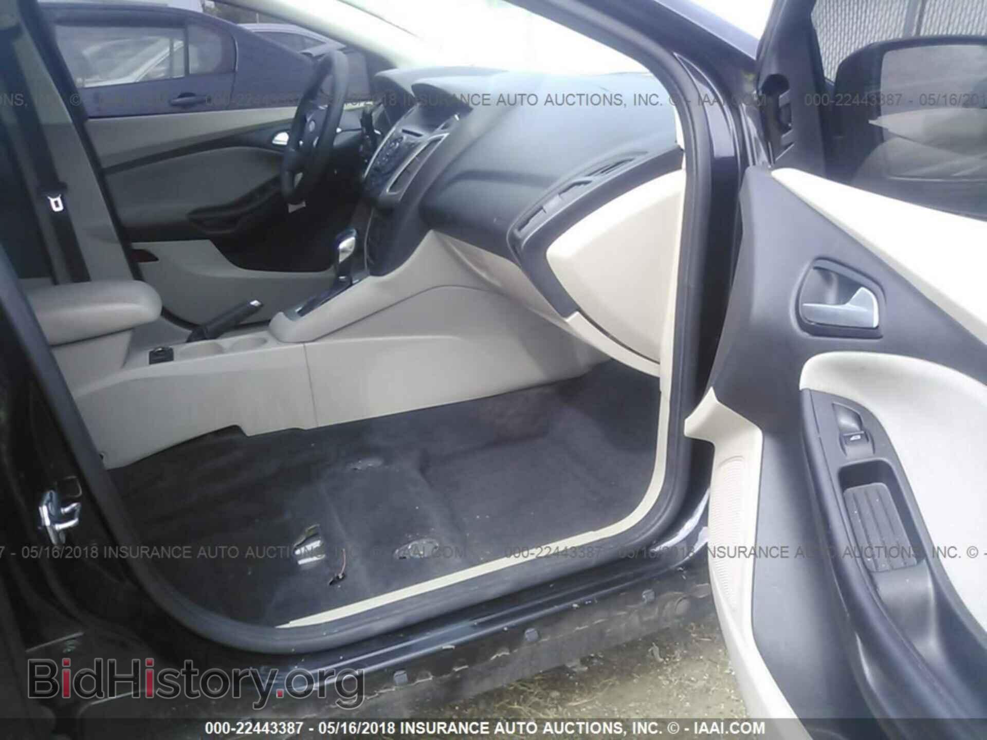 2012 Ford Focus - VIN: 1FAHP3F24CL390182 - Фото 5