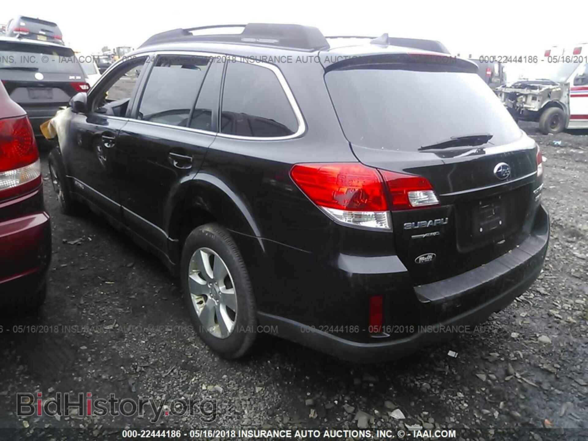 2011 Subaru Outback - VIN: 4S4BRDKC4B2383408 - Фото 3