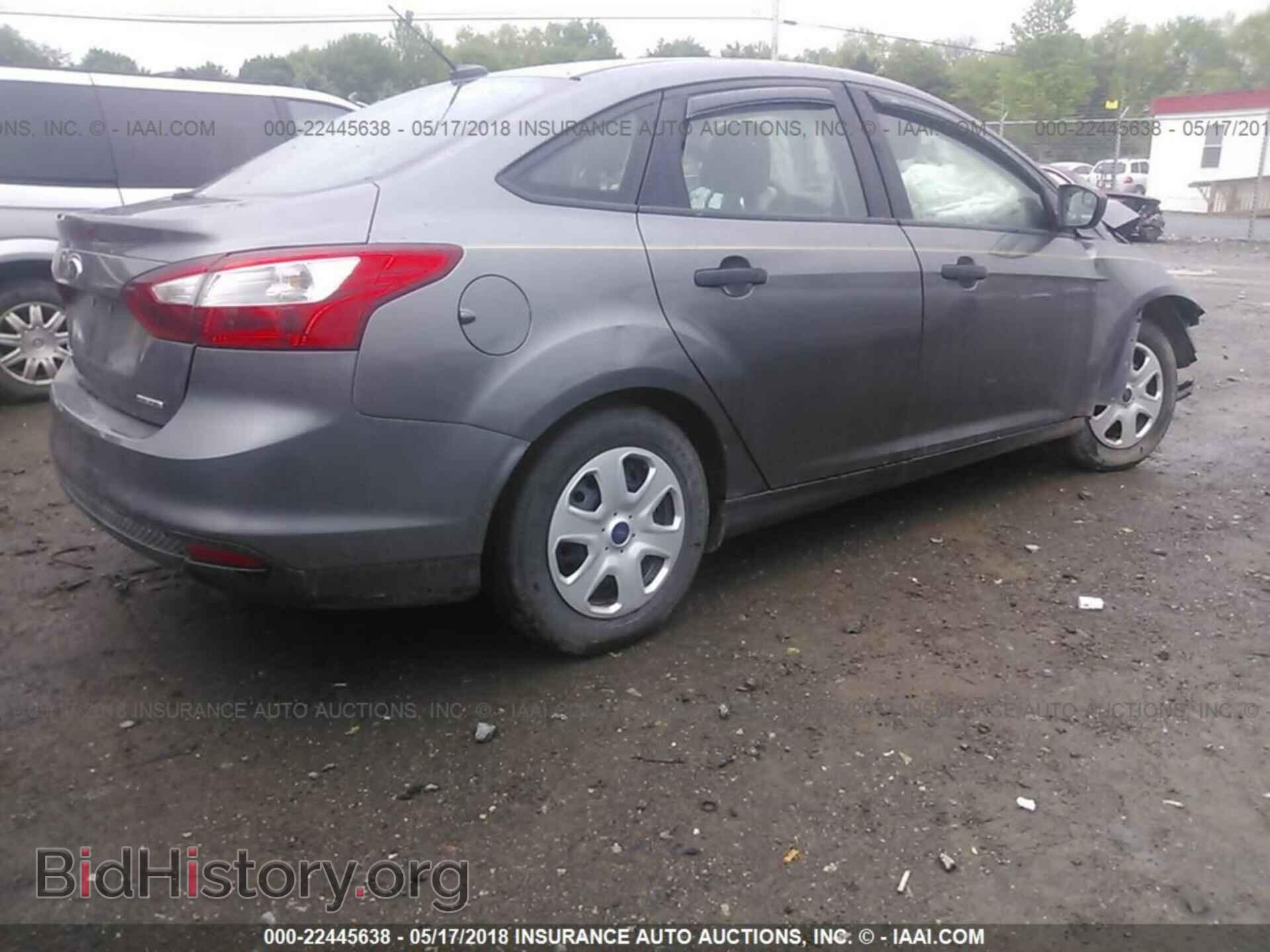 2014 Ford Focus - VIN: 1FADP3E26EL357333 - Фото 4
