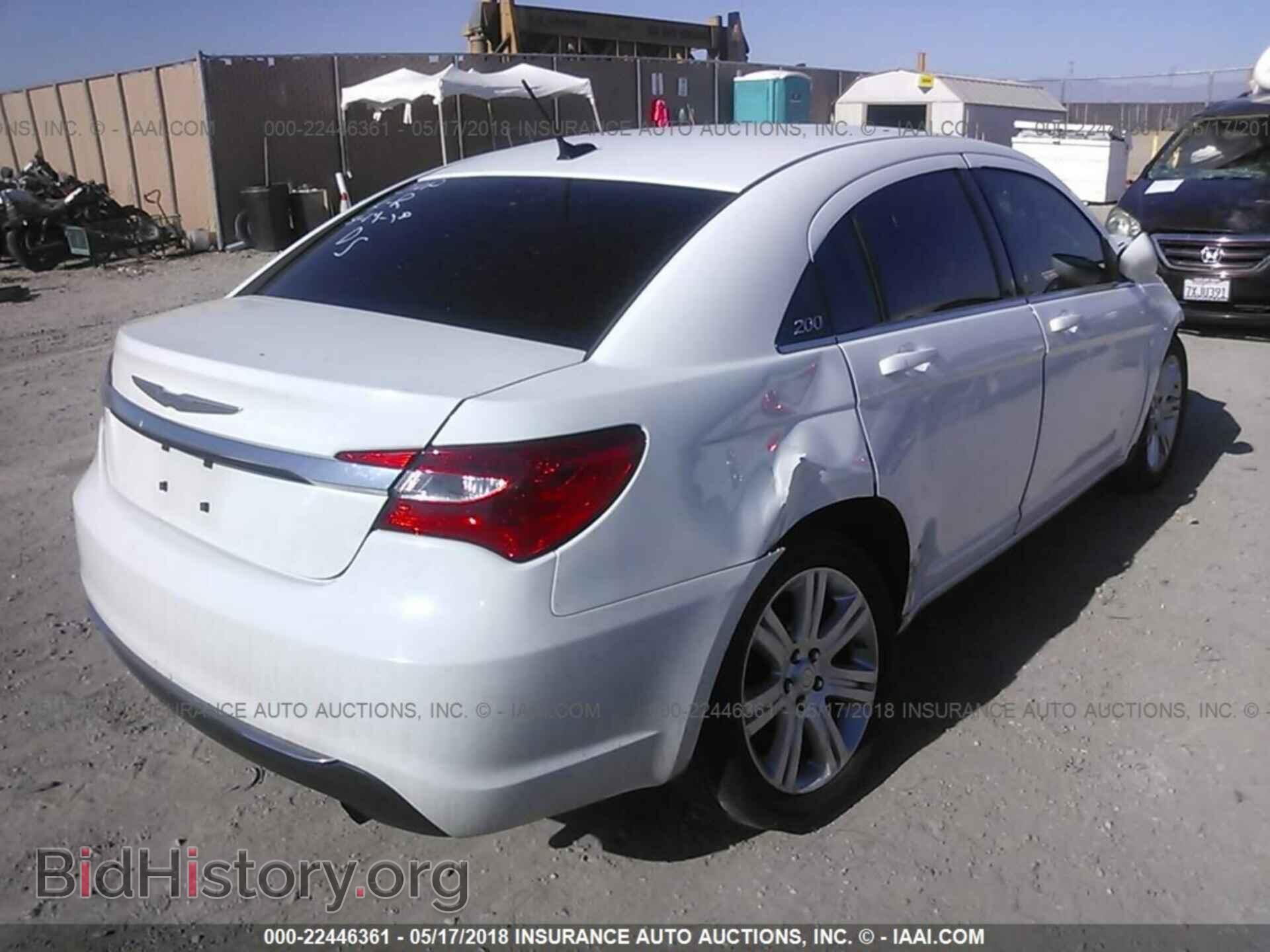 2013 Chrysler 200 - VIN: 1C3CCBAB2DN764297 - Photo 4
