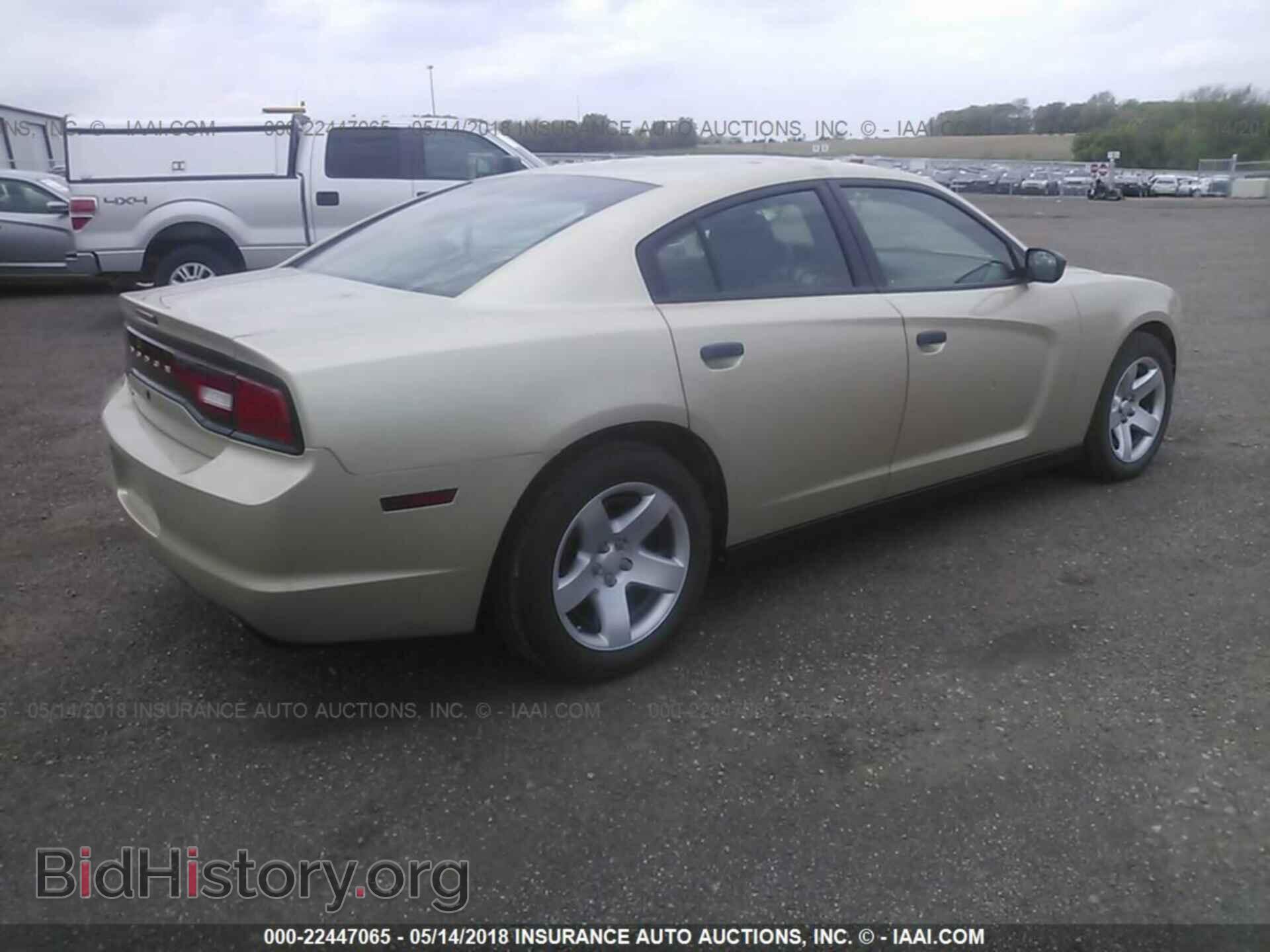 2013 Dodge Charger - VIN: 2C3CDXATXDH692955 - Photo 4