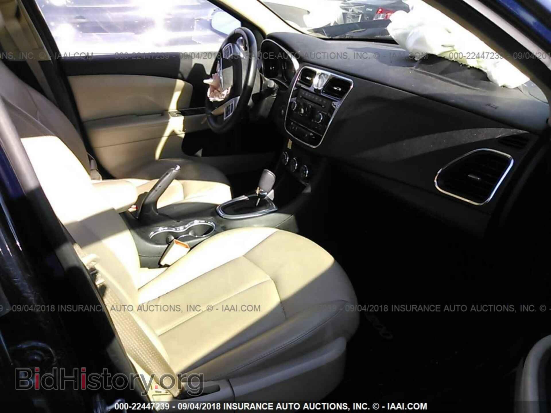2013 Chrysler 200 - VIN: 1C3CCBCG0DN553429 - Фото 5