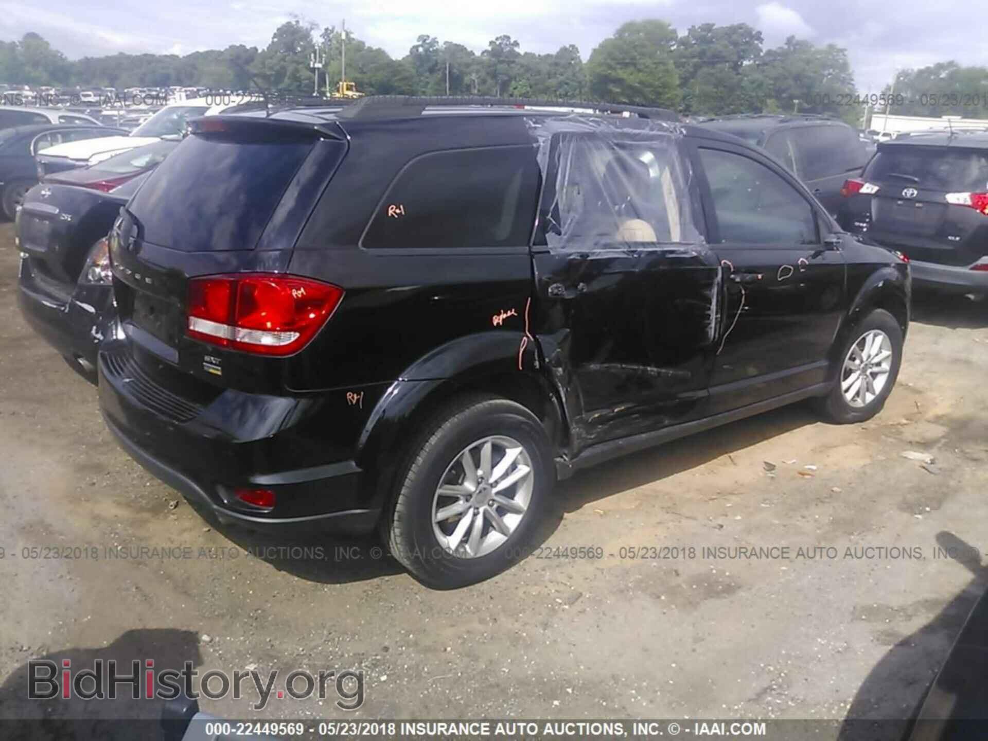 2014 Dodge Journey - VIN: 3C4PDCBG9ET210976 - Фото 4