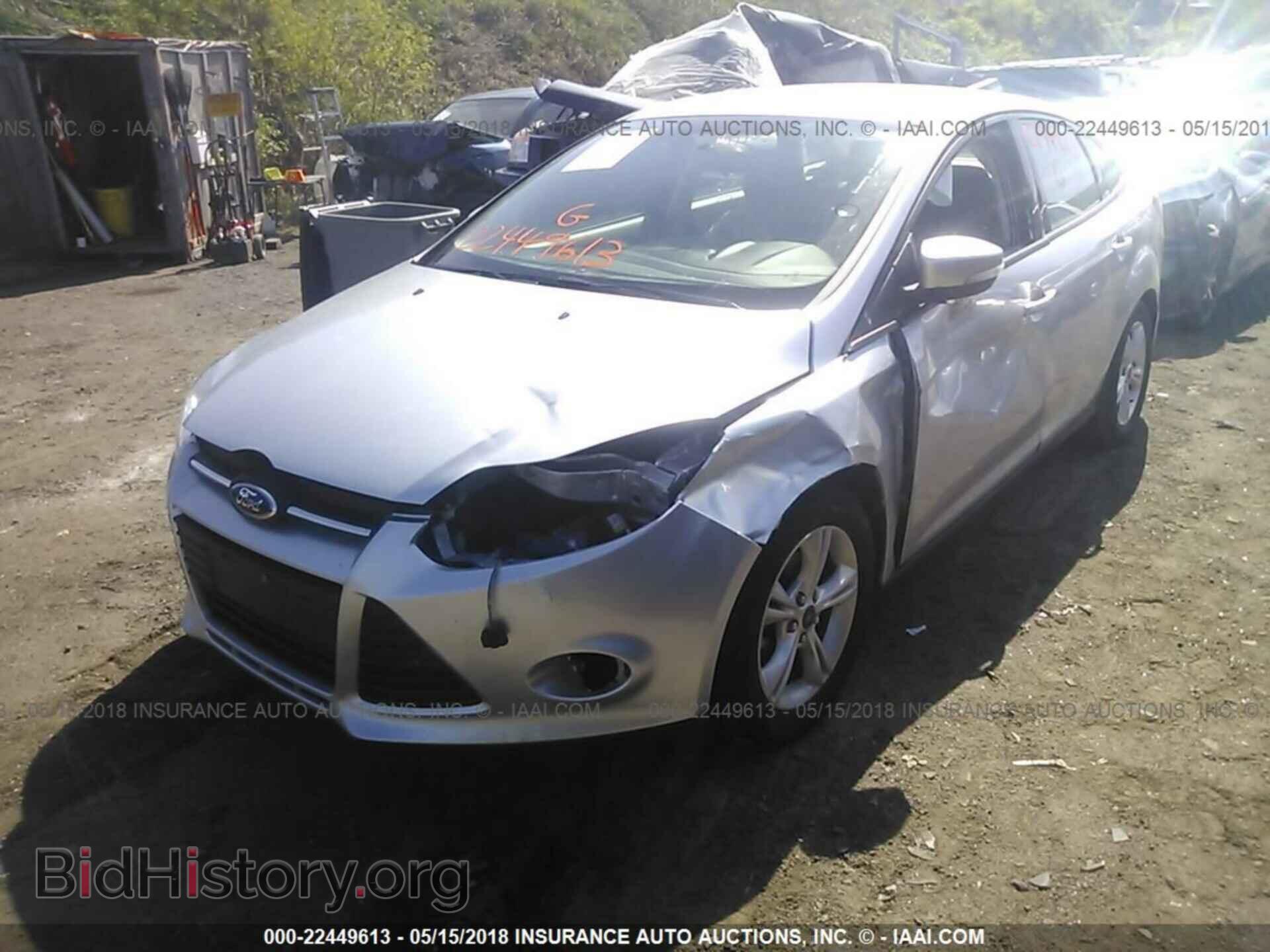 2014 Ford Focus - VIN: 1FADP3F29EL452841 - Photo 2