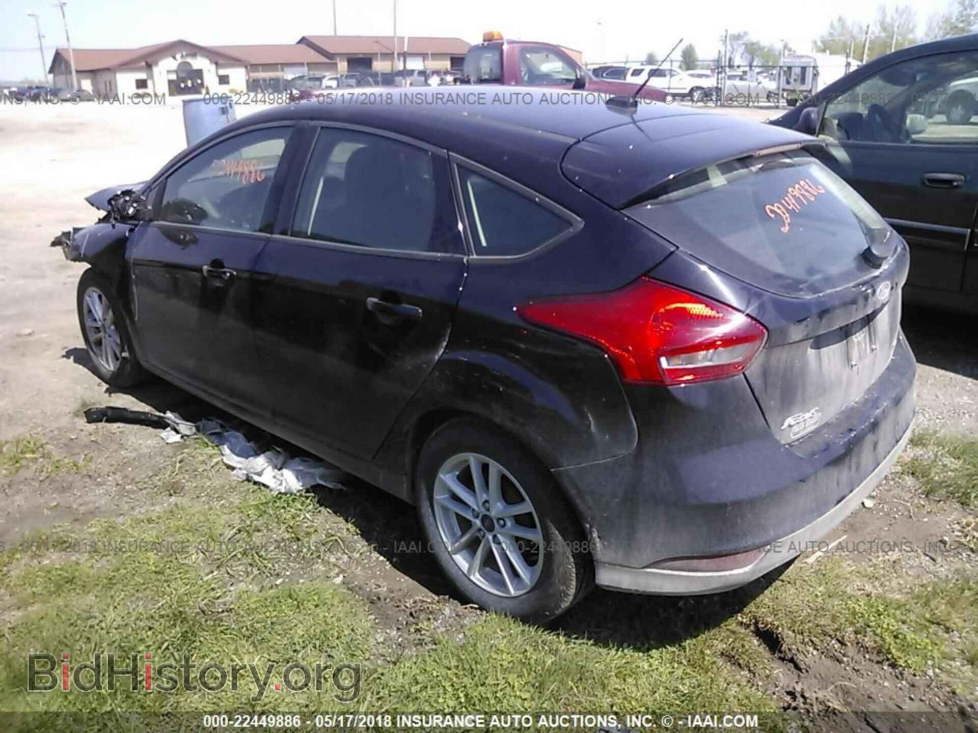 2017 Ford Focus - VIN: 1FADP3K22HL328422 - Фото 3