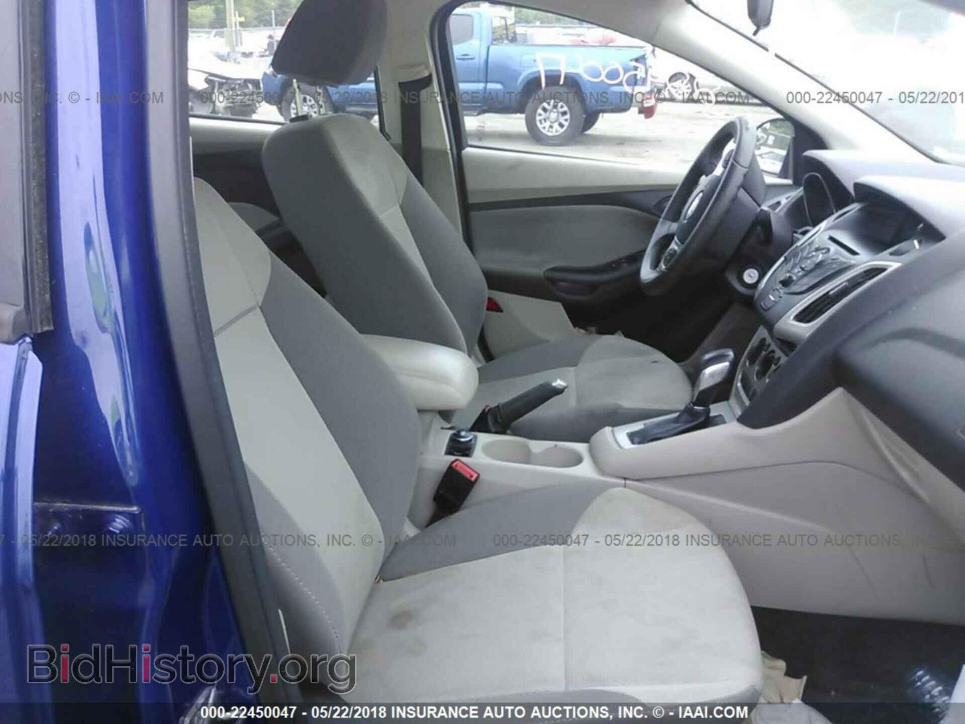 2012 Ford Focus - VIN: 1FAHP3F2XCL411343 - Photo 5