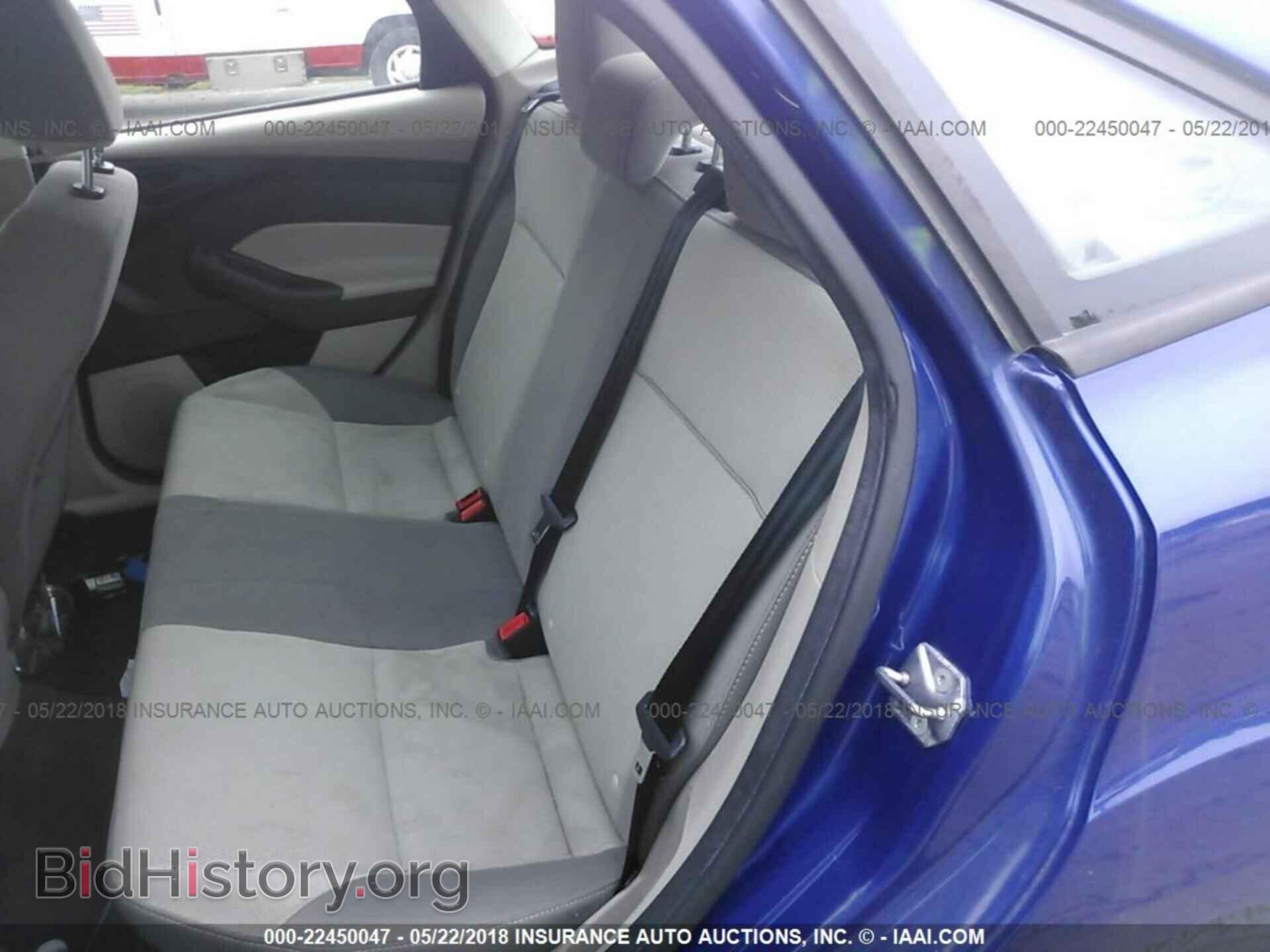 2012 Ford Focus - VIN: 1FAHP3F2XCL411343 - Photo 8