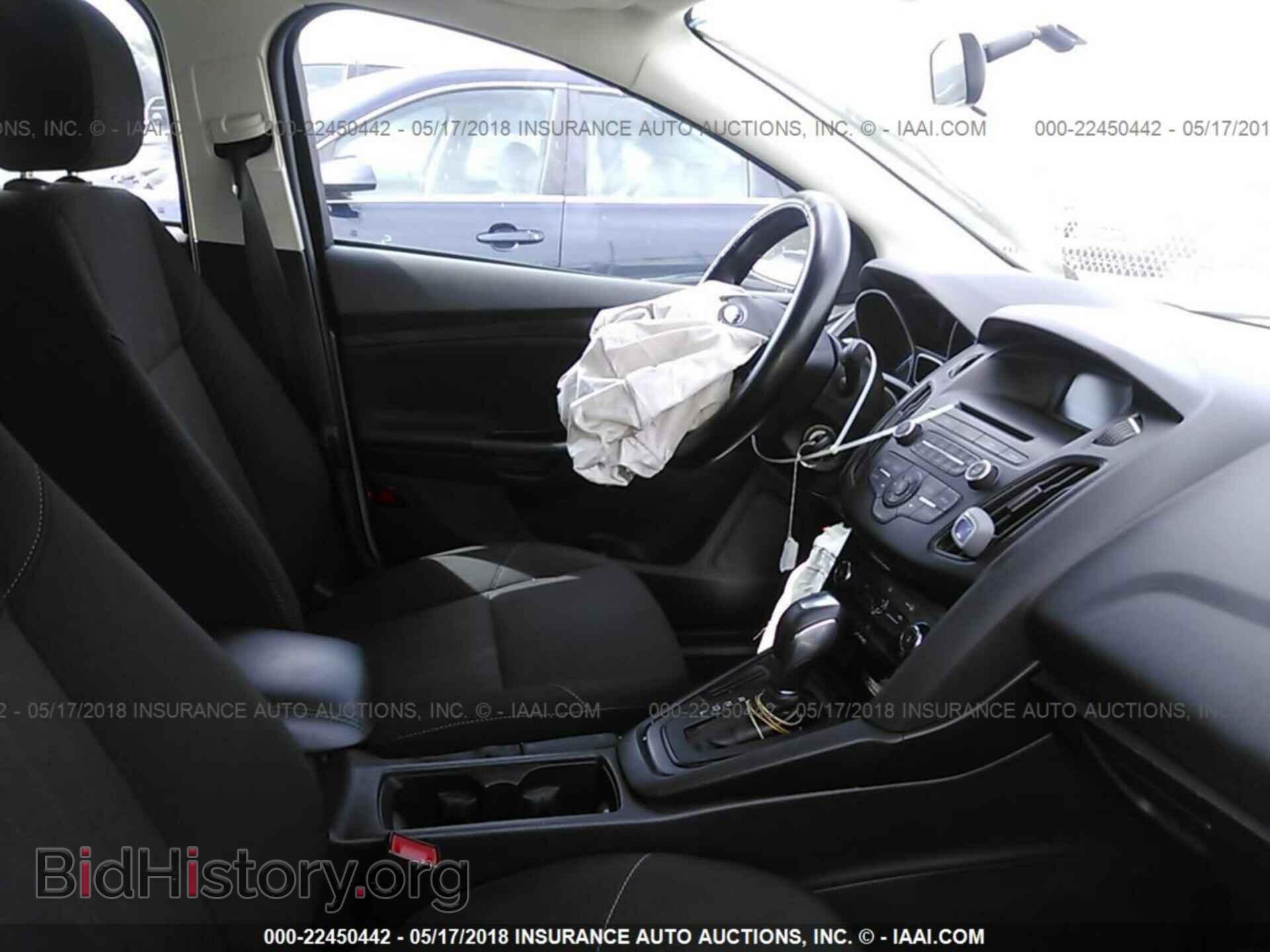 2015 Ford Focus - VIN: 1FADP3F2XFL216474 - Photo 5